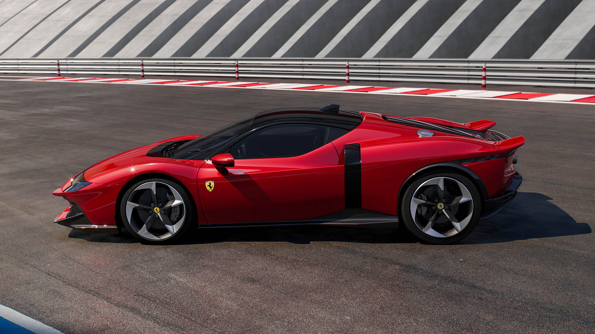 Ferrari vracia do hry meno Testarossa, fanúšikovia sú zhrození