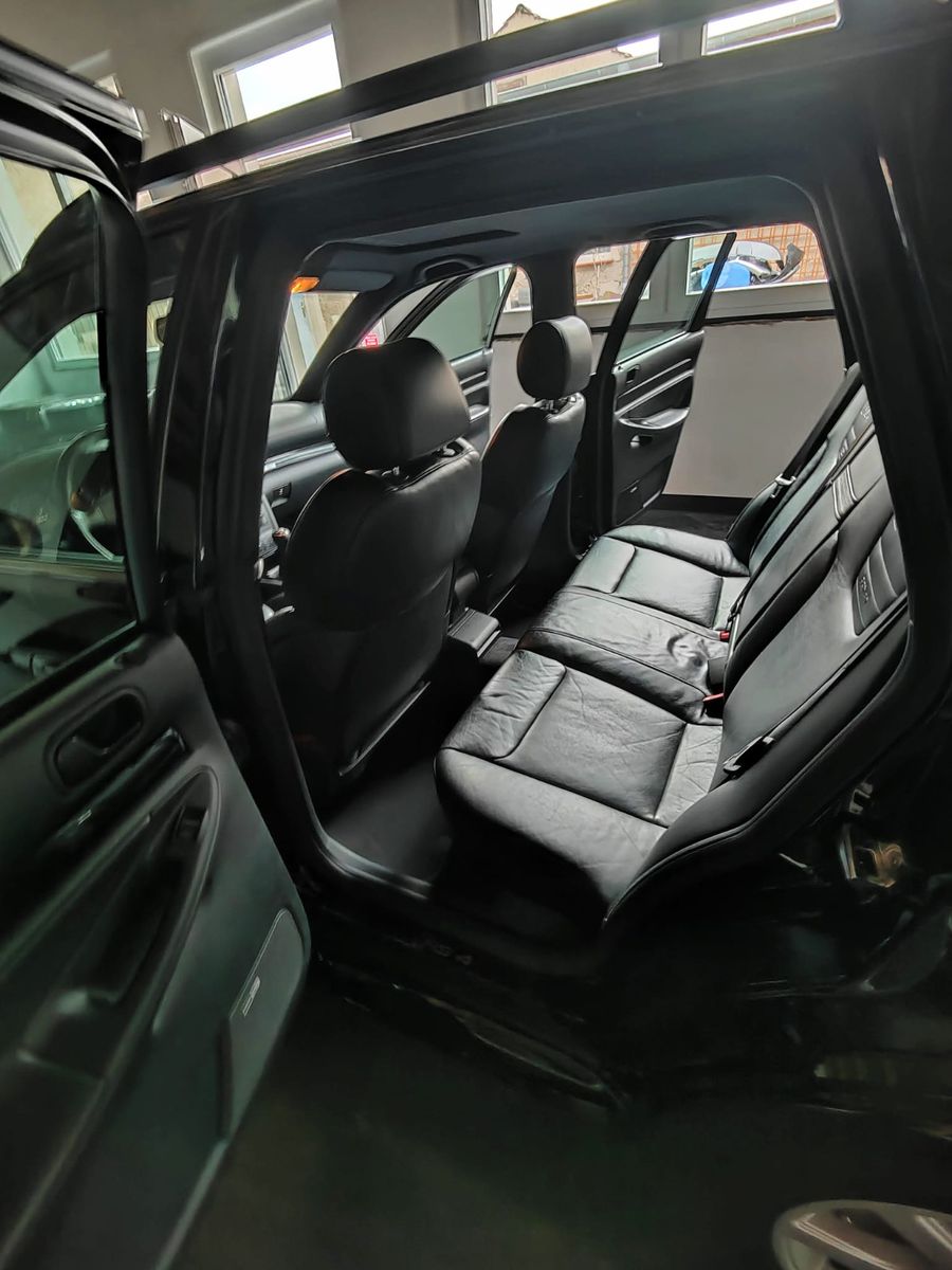 Ostré Audi RS4 so zľavou takmer 10 000 €.