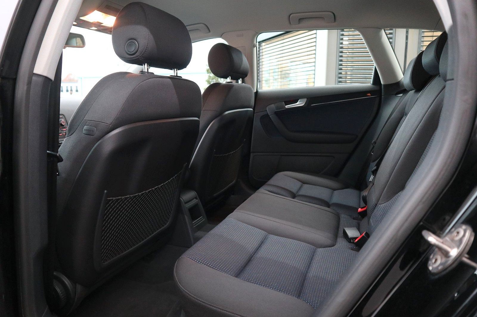 Mestský sen lacnejší ako Sandero! 3.2 V6, 250 koní a 4x4!