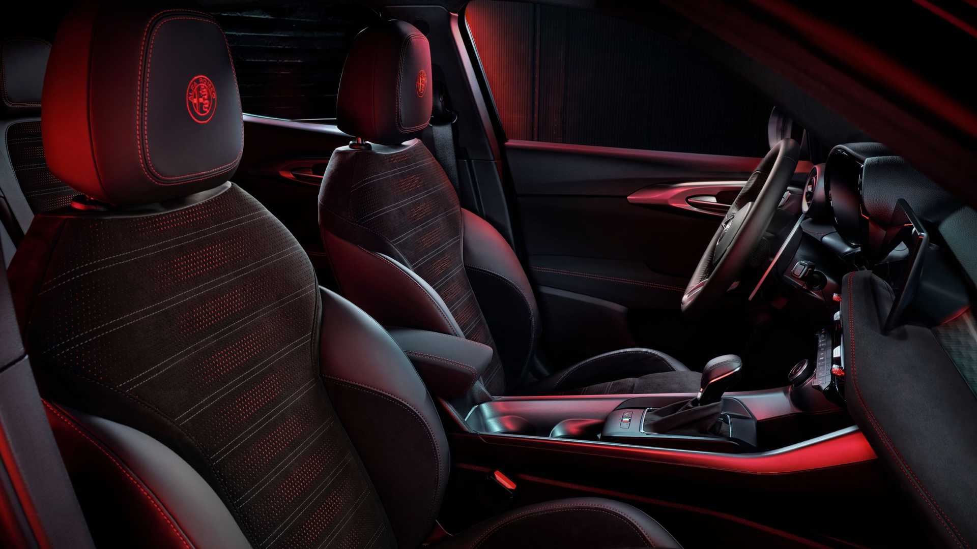 Alfa Romeo Tonale predvádza ako má vyzerať menšie SUV