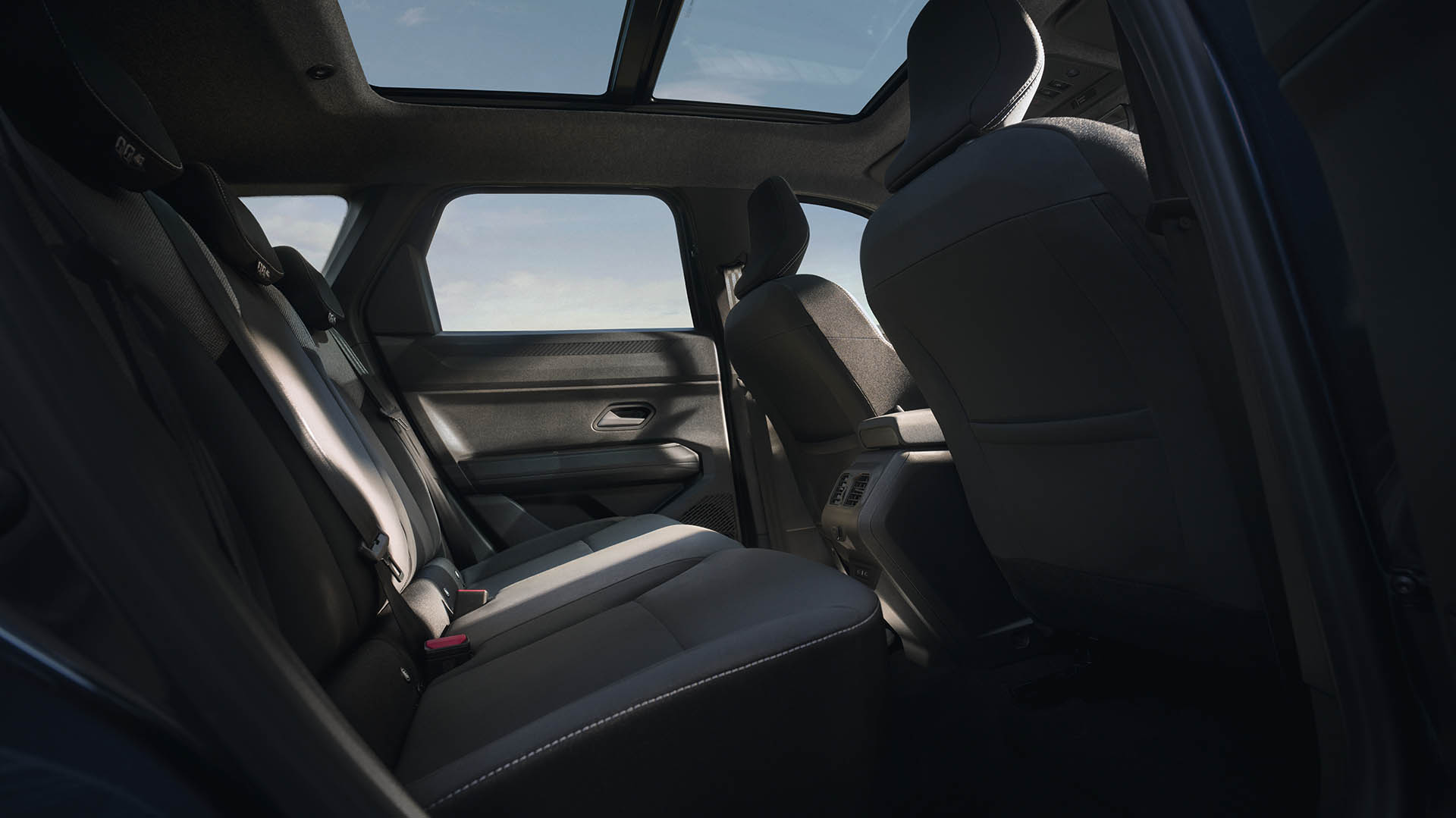 Dacia Bigster vs. Dacia Duster: Ktorý kúpiť? Nenechajte sa nachytať!