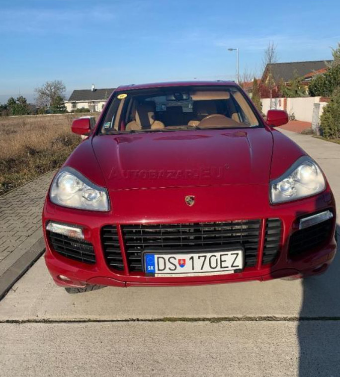 10 mestských SUV do 15-tisíc s odznakom prémie