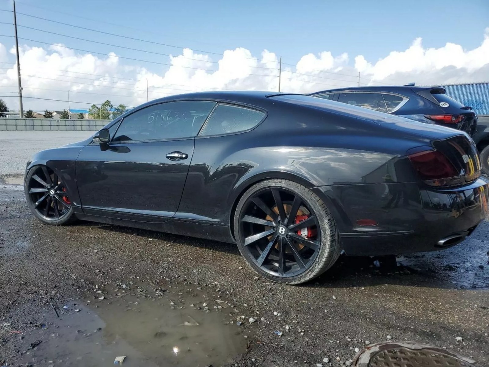 Toto jazdené Bentley nikto nechce ani skoro zadarmo