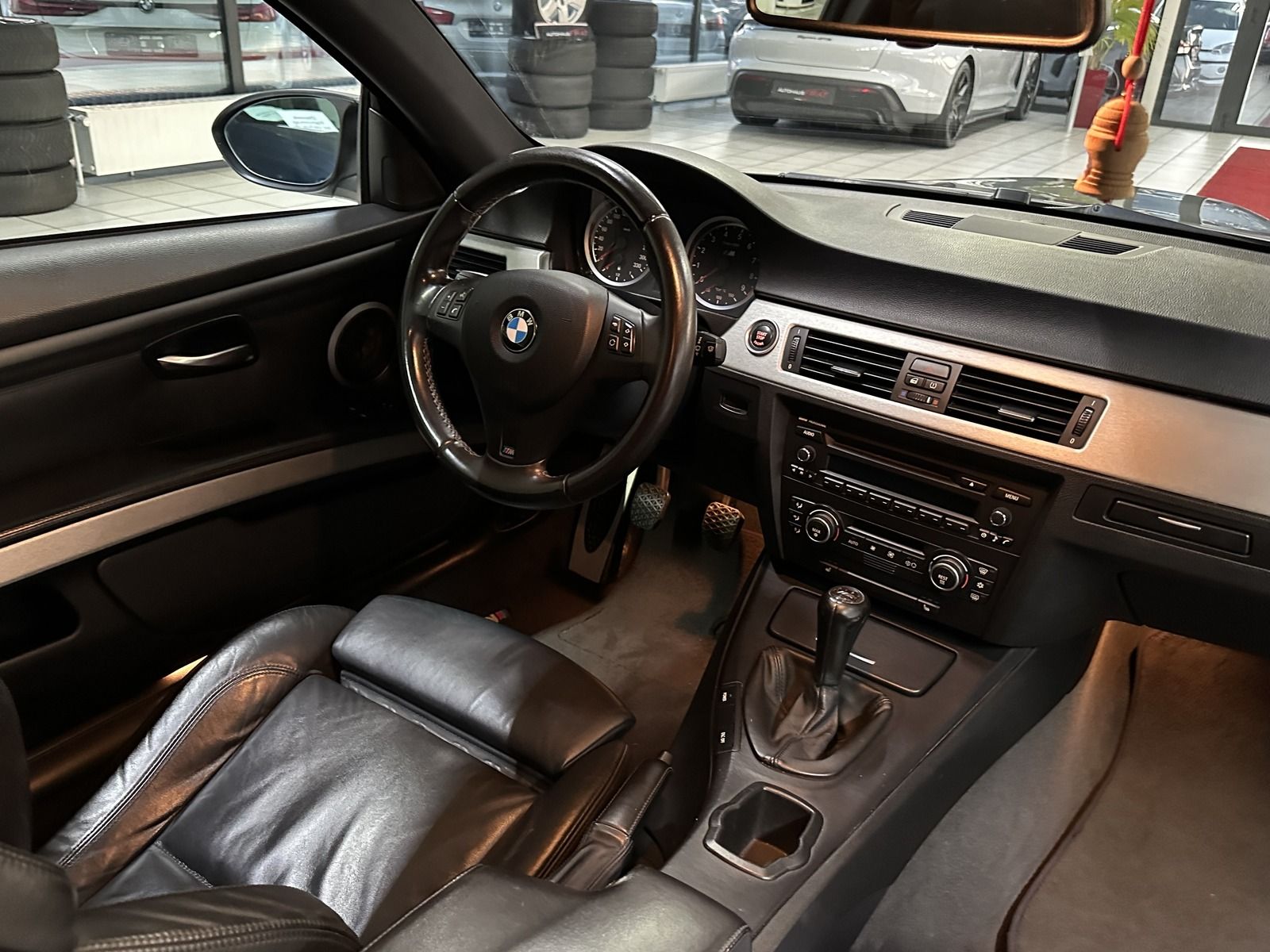 Konečne si môžete splniť sen: BMW M3 dnes kúpite za cenu Octavie