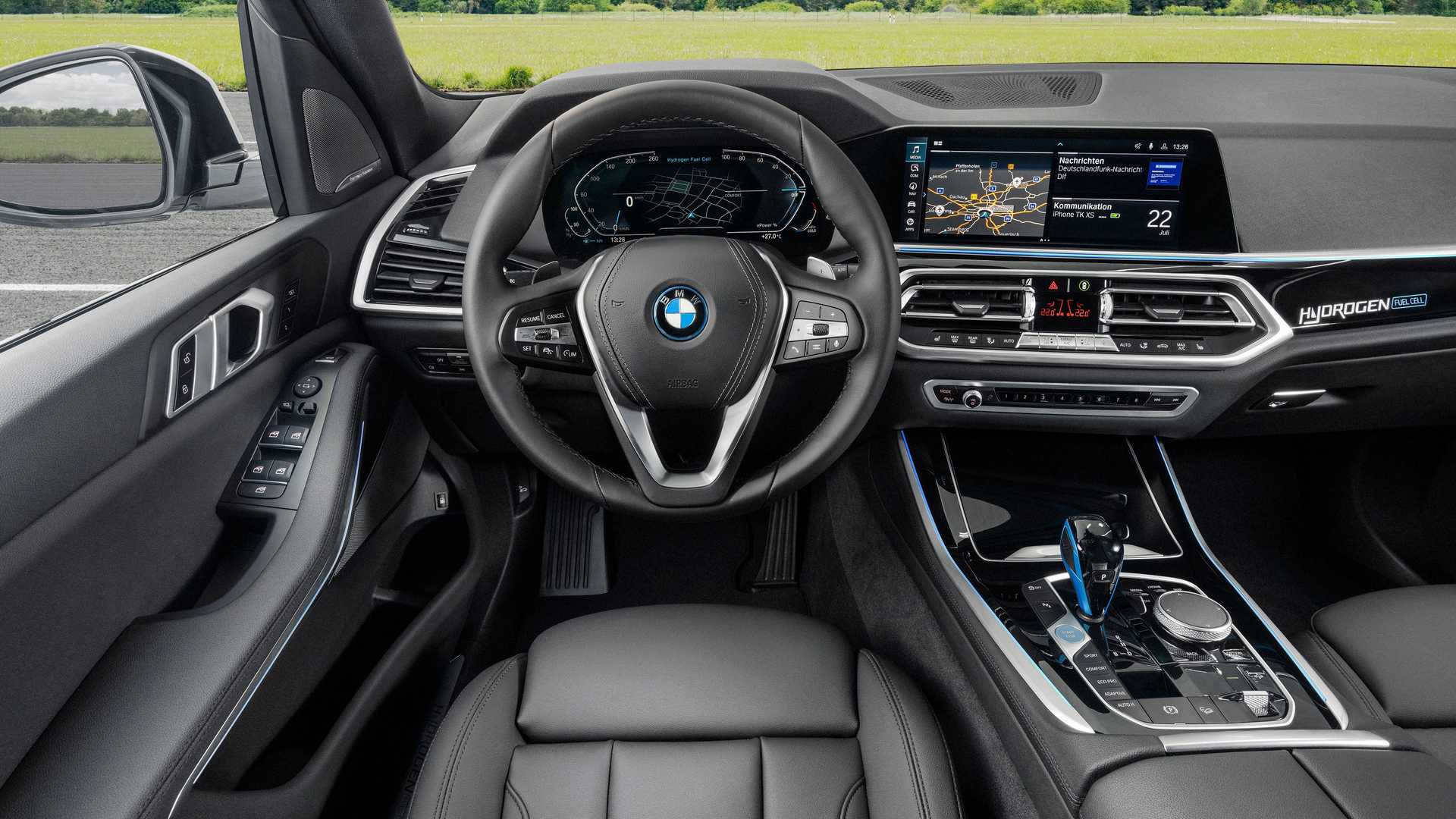 BMW sa vybralo na vodíkovú cestu s iX5 Hydrogen