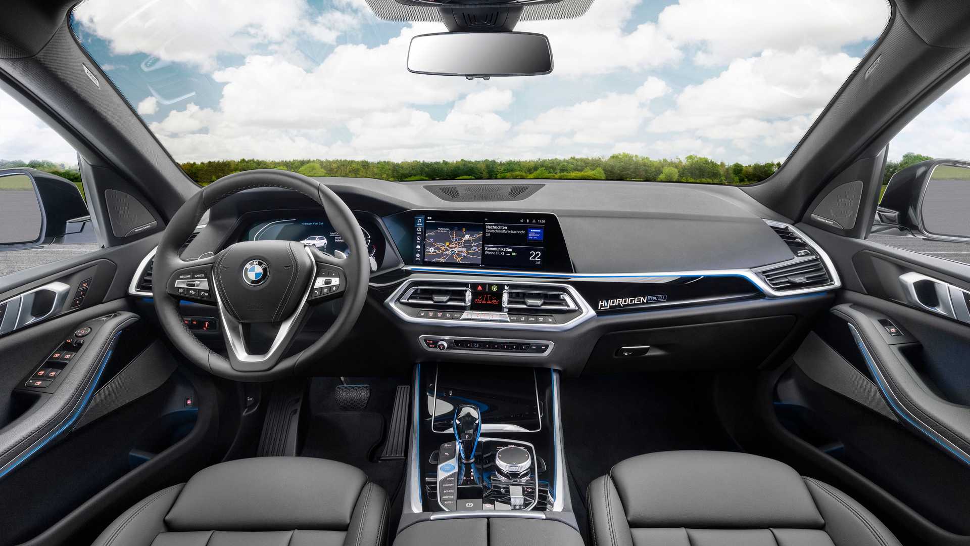 BMW už vyrába vodíkové iX5 Hydrogen
