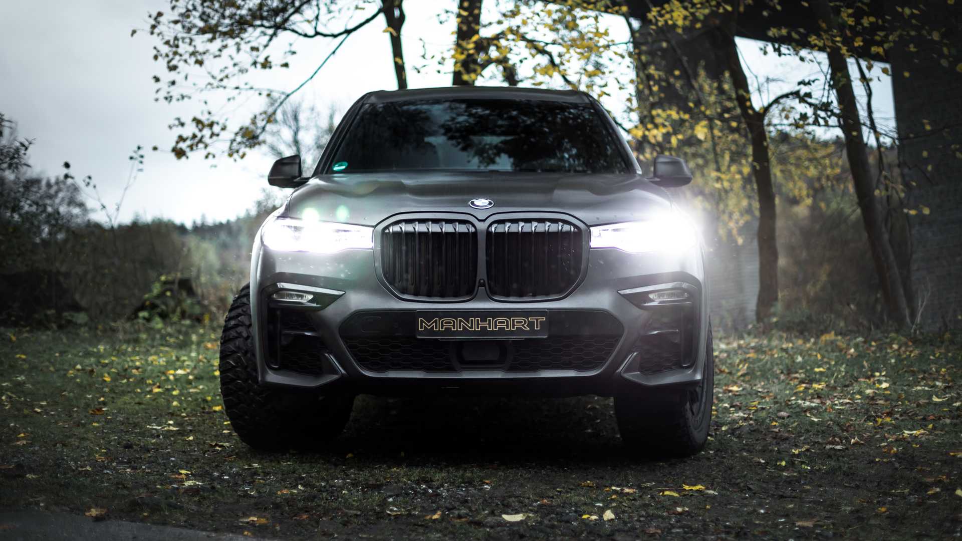 Z BMW X7 spravili terénne auto