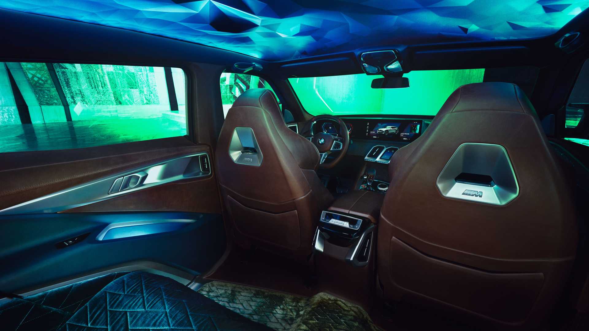 BMW XM má byť najvýkonnejším modelom, páči sa vám?