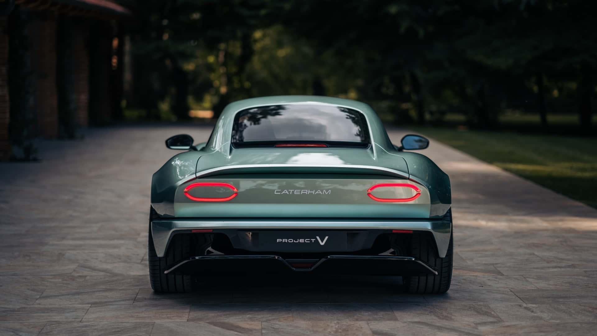 Koncept elektrického Caterhamu nie je ťažký ako ostatné elektromobily