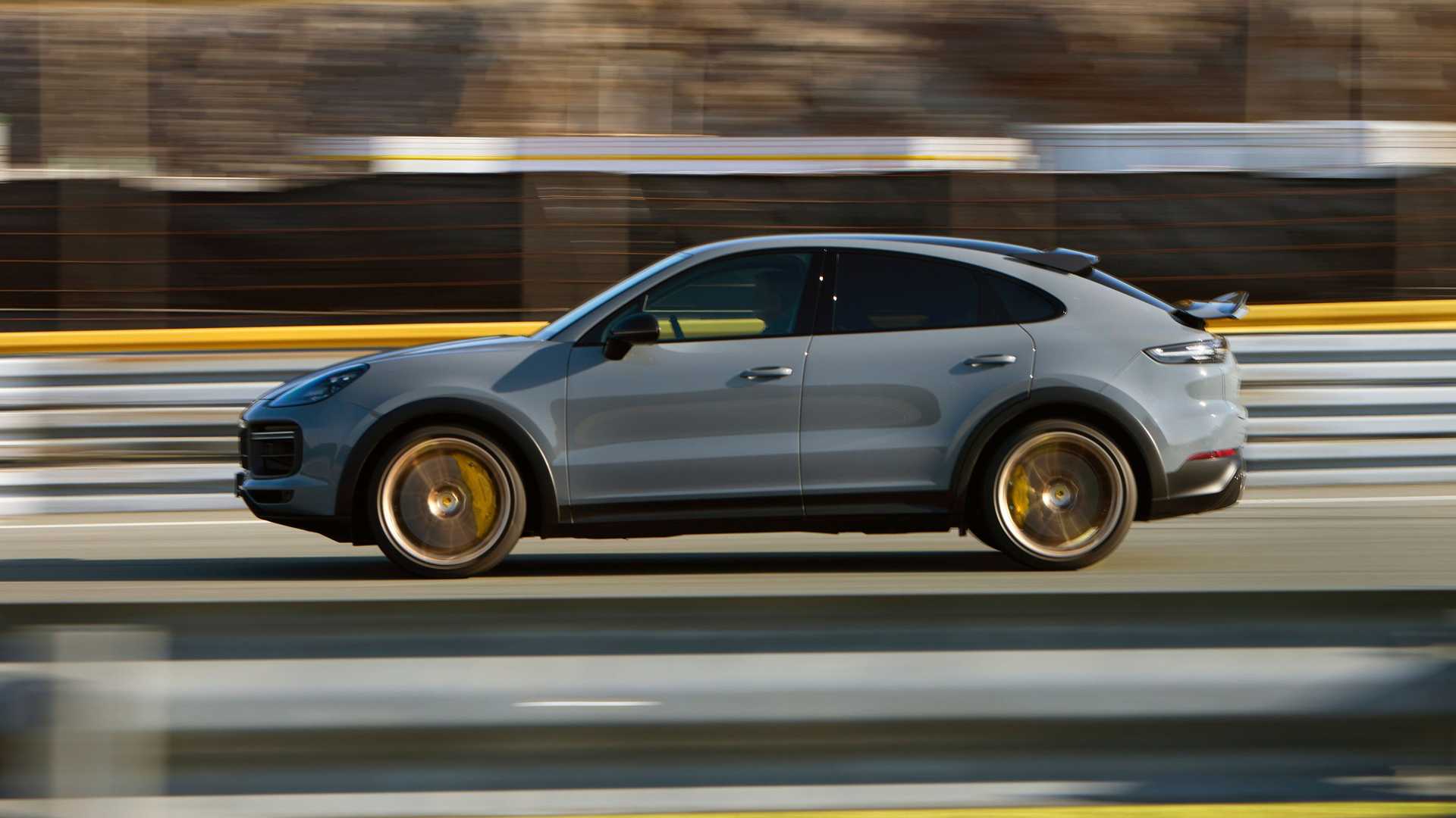 Porsche porazilo všetky SUV na Nűrburgringu s novým Cayenne Turbo GT