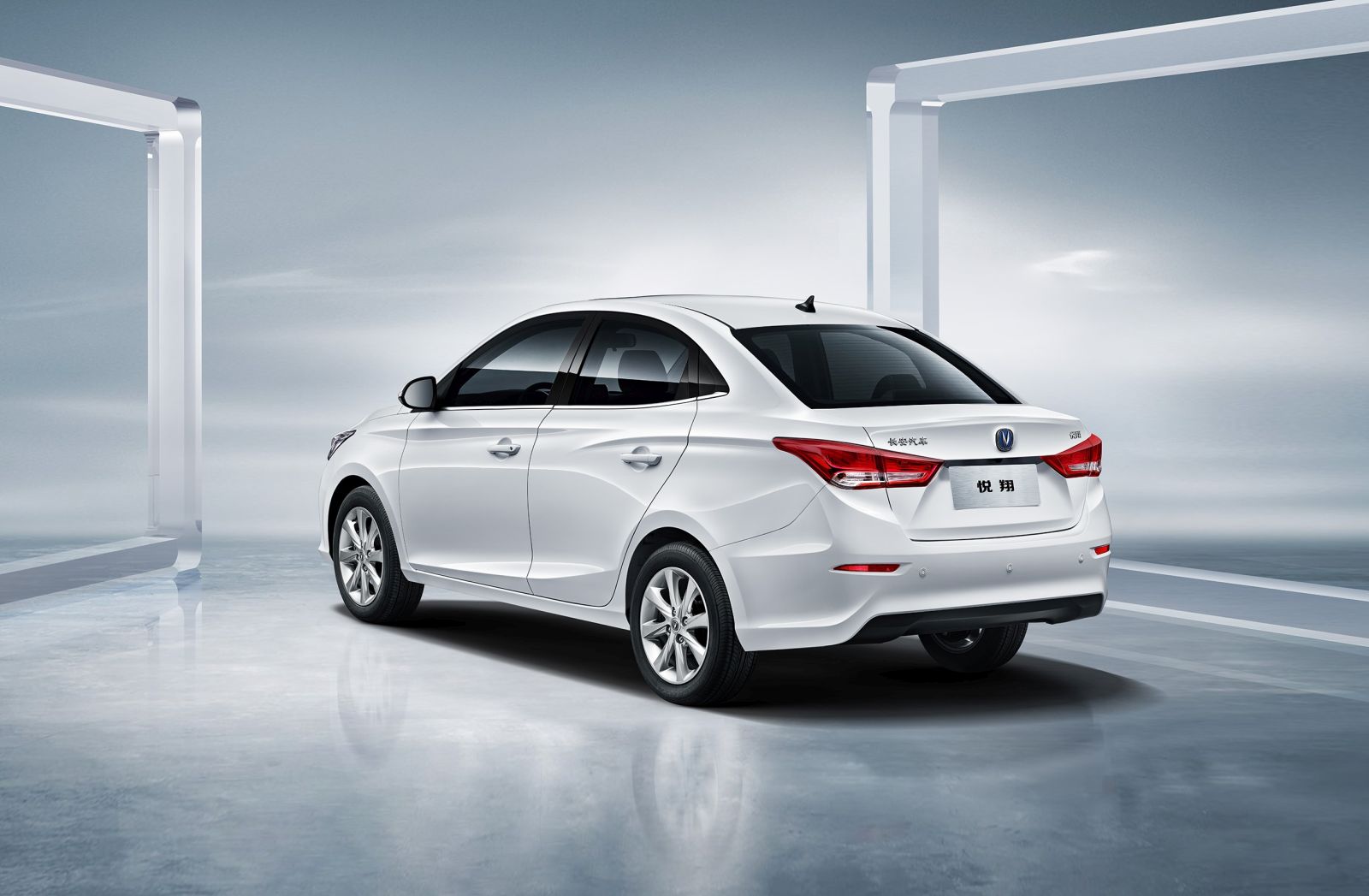 Tento čínsky sedan stojí len 7 000 €!