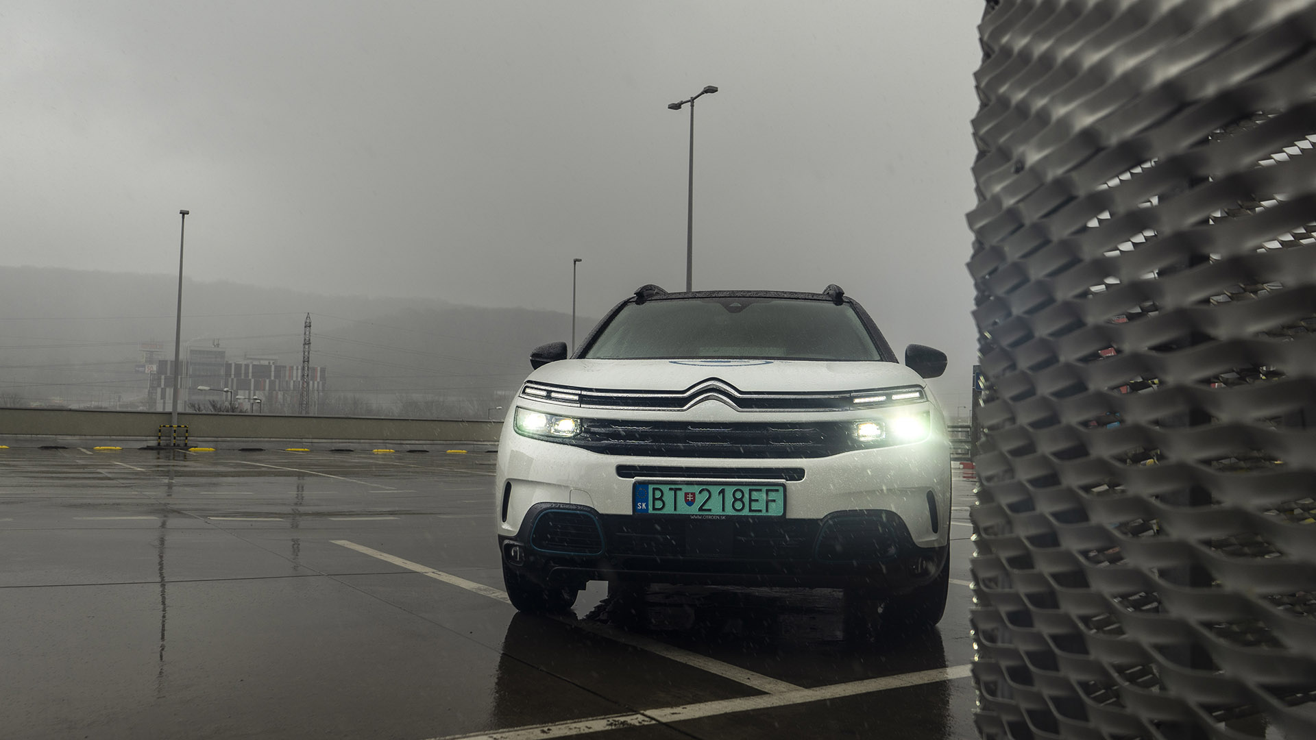 Ako jazdí Citroën C5 Aircross s plug-in hybridom?