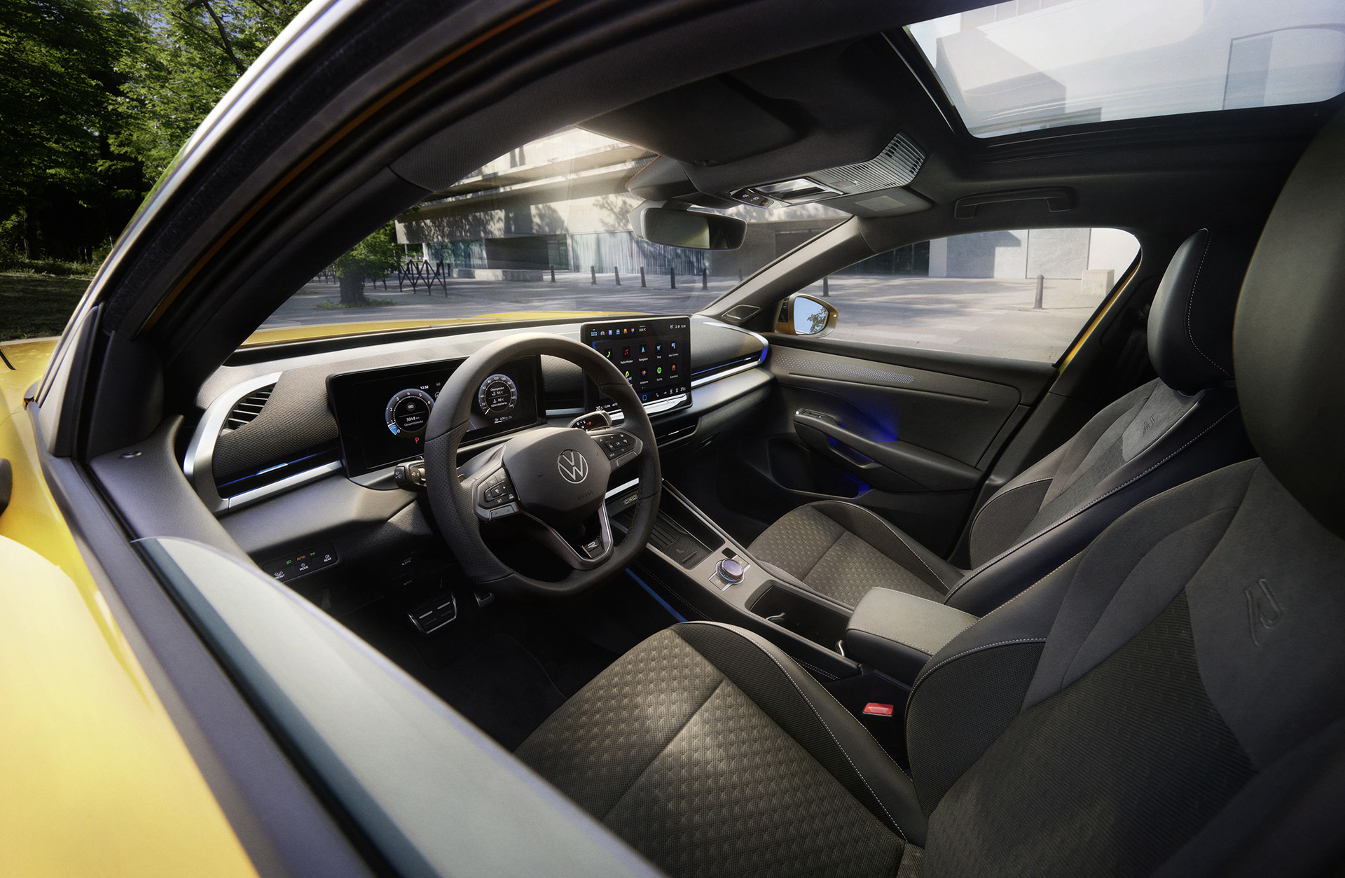 Nový VW T-Roc podrobne: Najdôležitejší model sa priblížil Tiguanu. Motorizácie, ceny, technika, rozmery, technická tabuľka