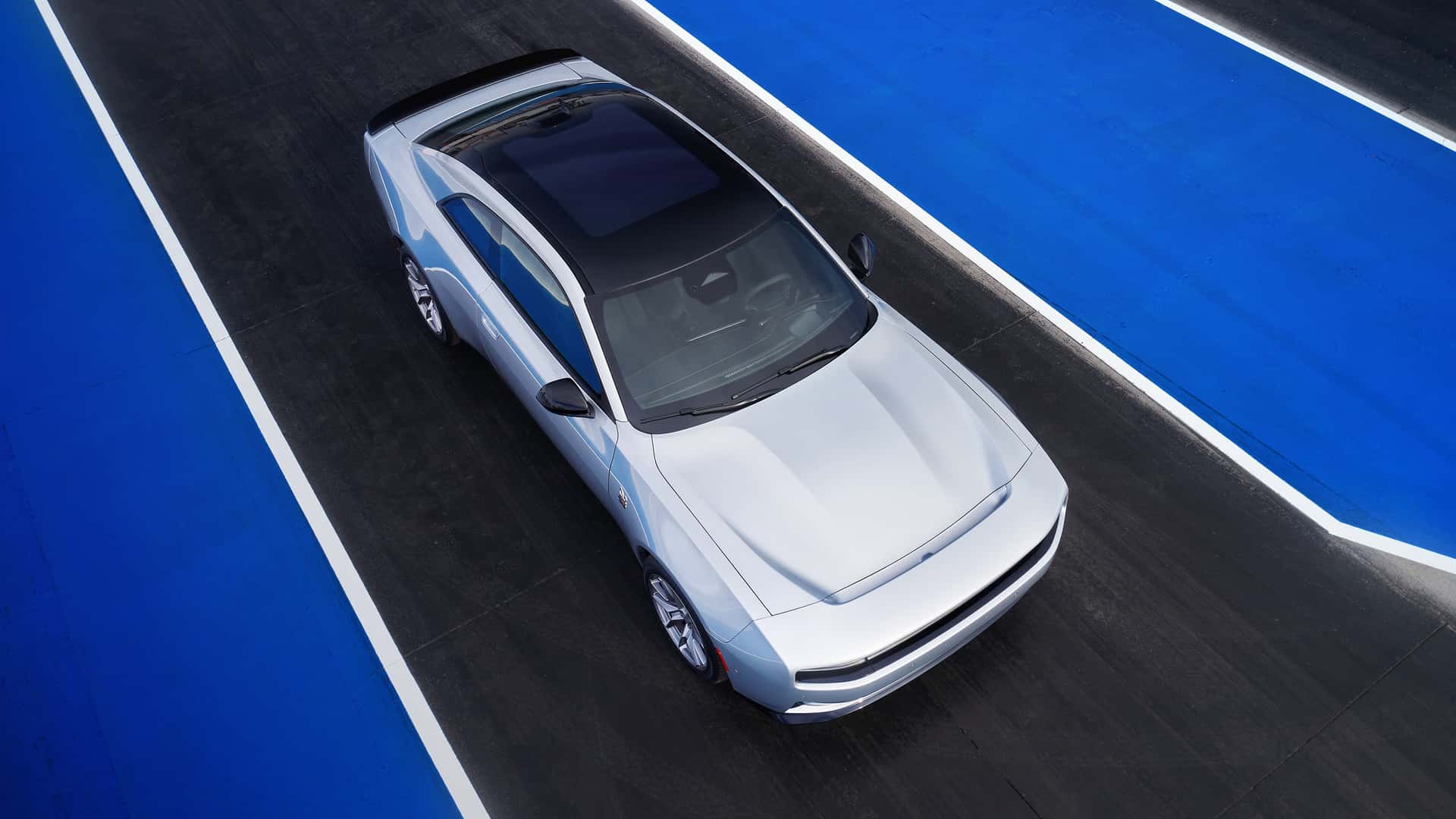 Dodge Charger Daytona EV už nič neskrýva, je elektrický