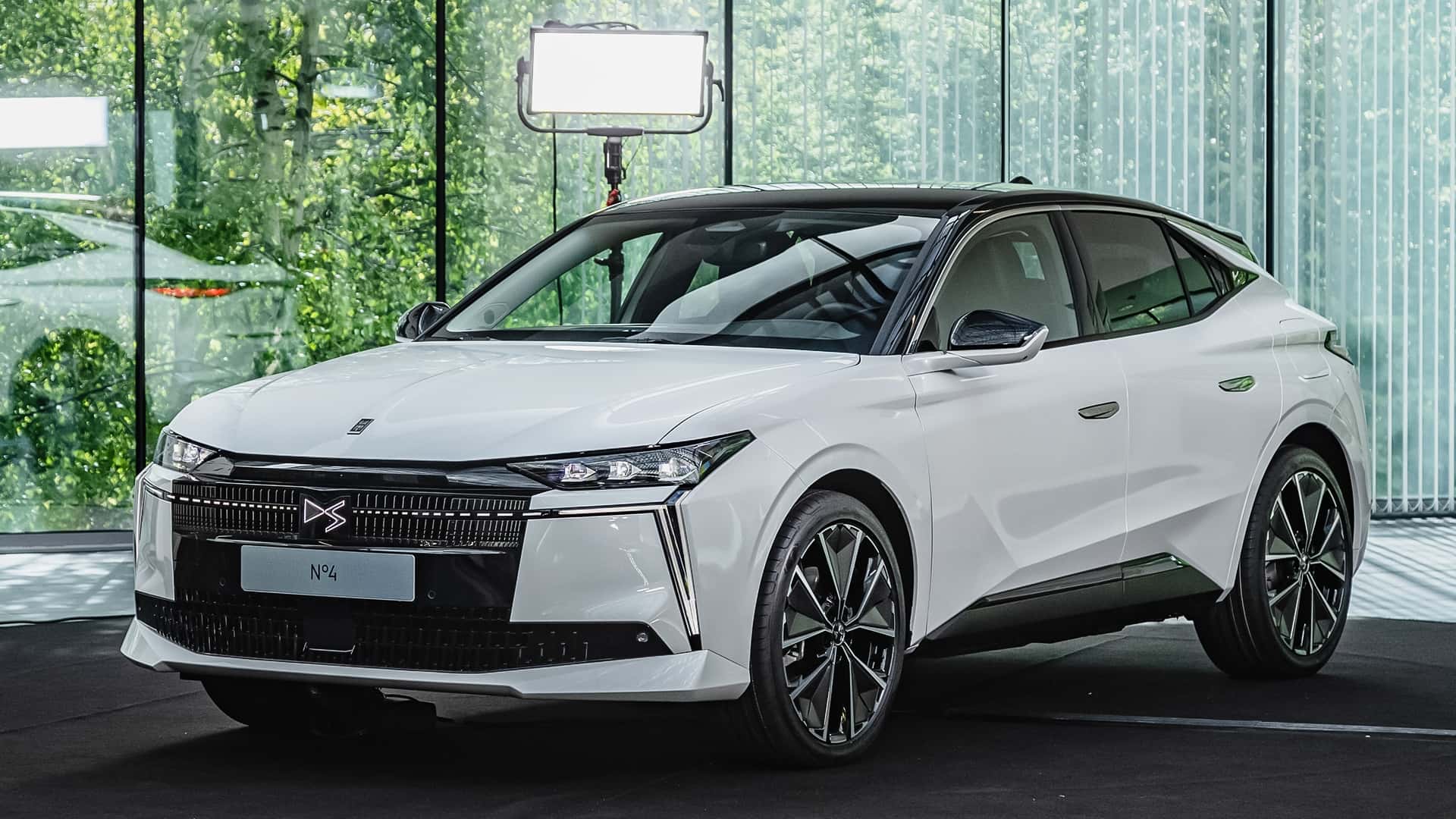 DS4 nahradí novinka, DS No 4, no nie je to nový model, len facelift