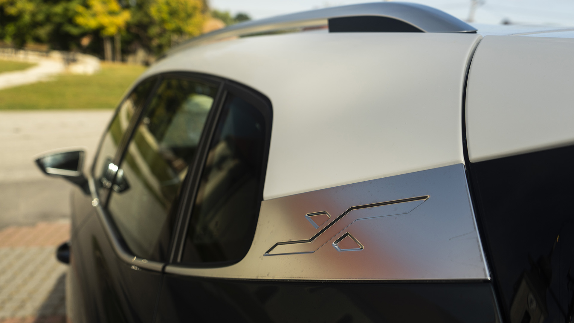 SEAT Arona je auto vhodné aj do mesta, inovácia ho ešte zlepšila