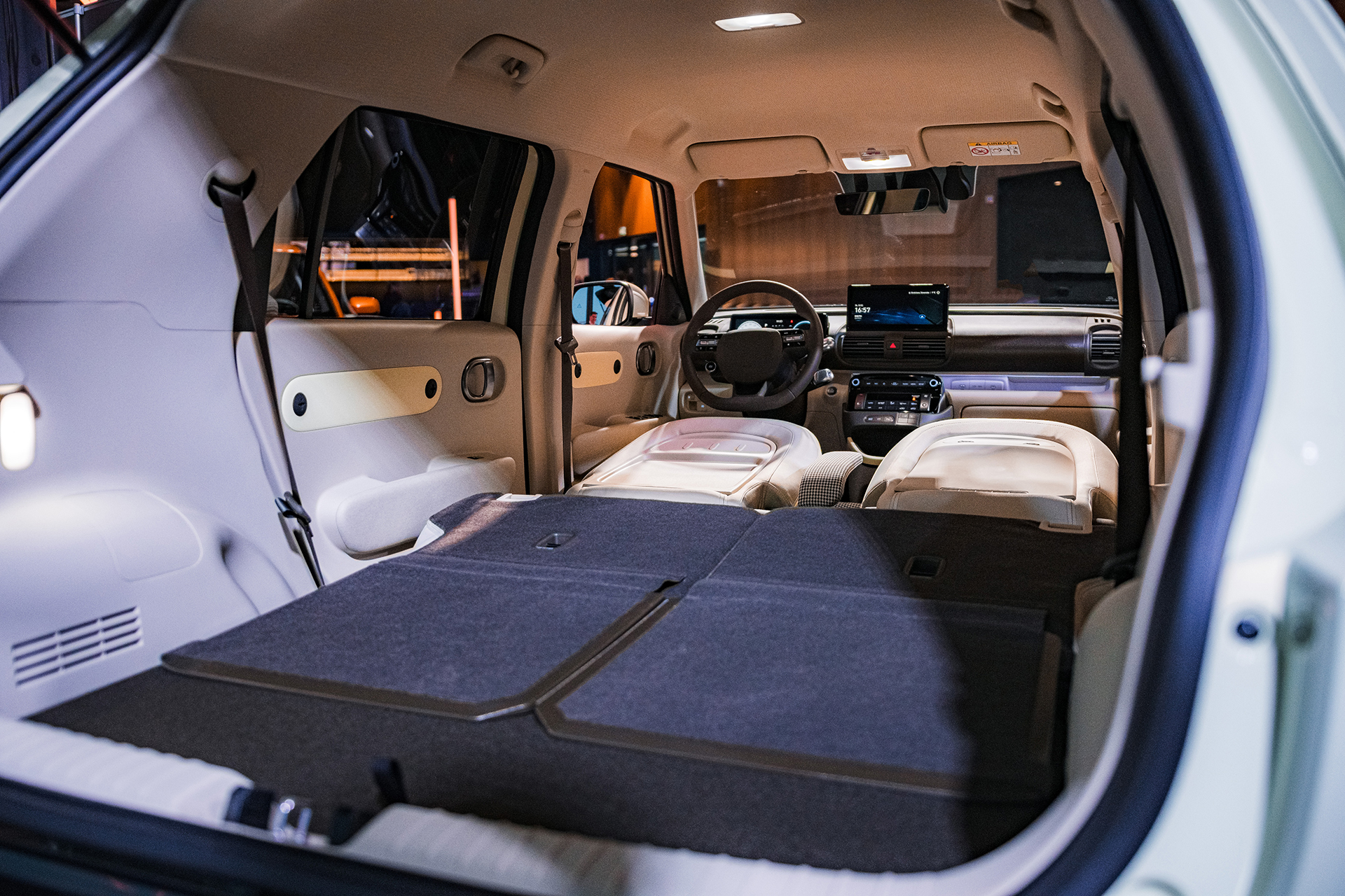 Hyundai Inster naživo: Toto bude vaše prvé lacné elektrické auto. Slovenské ceny a výbavy