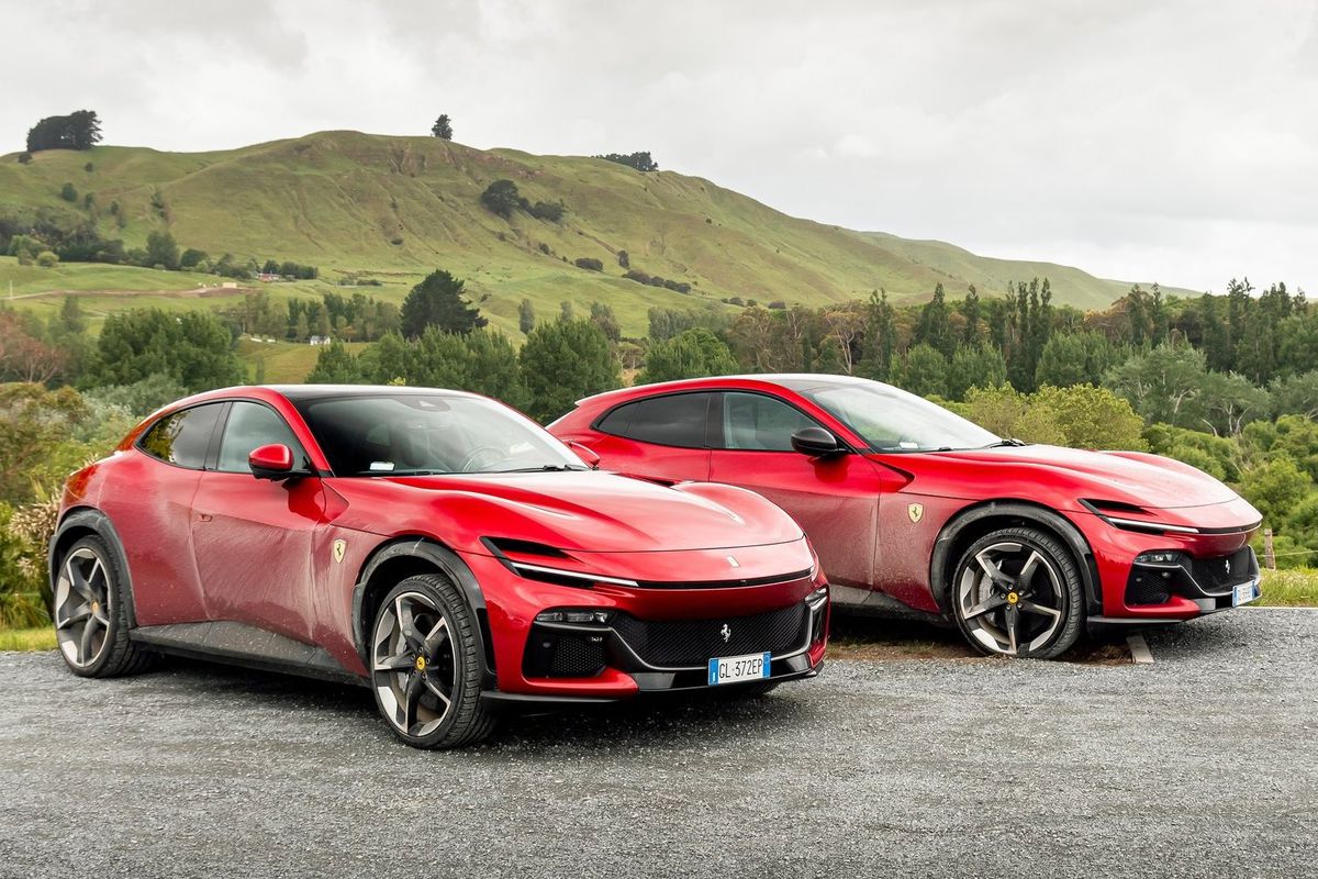 Ferrari Purosangue - Ferrari čistá krv - bič na Lamborghini Urus.