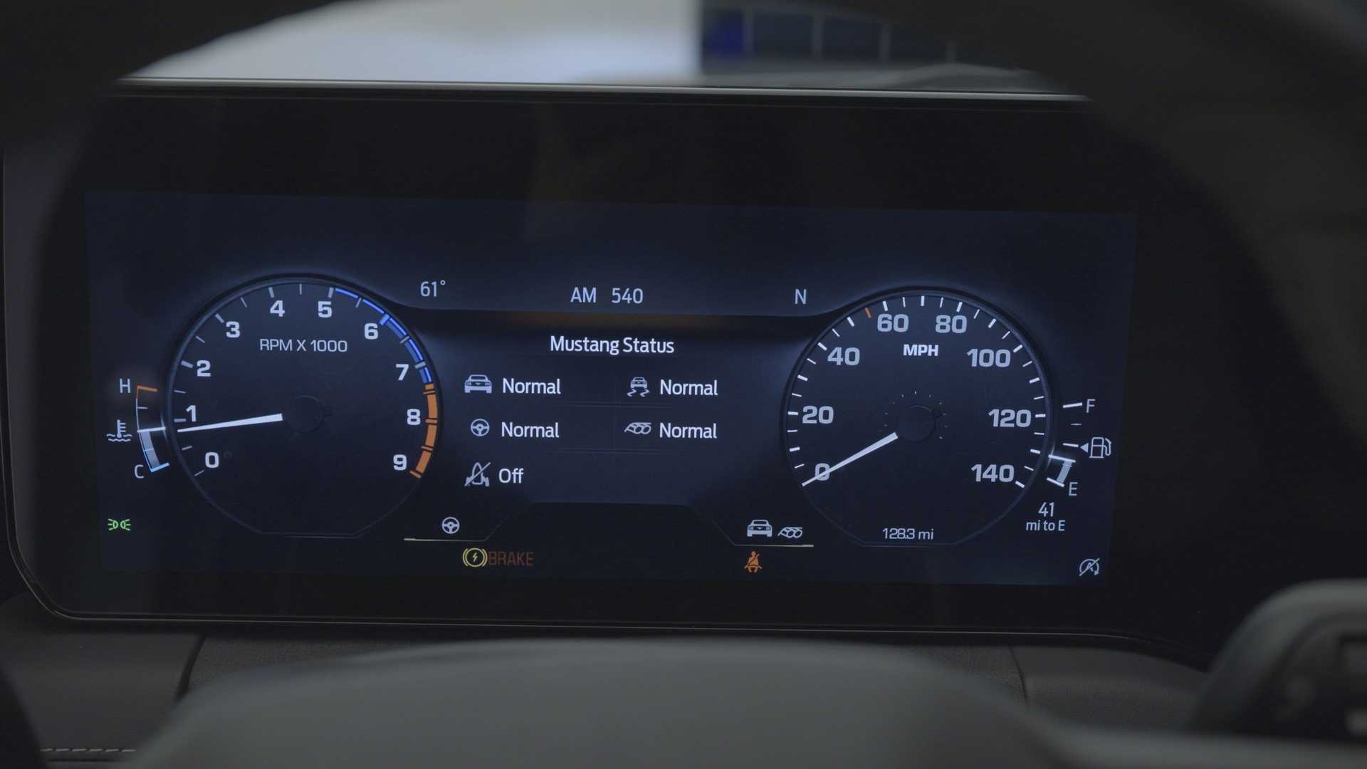 Nový Mustang je tu, má stále V8