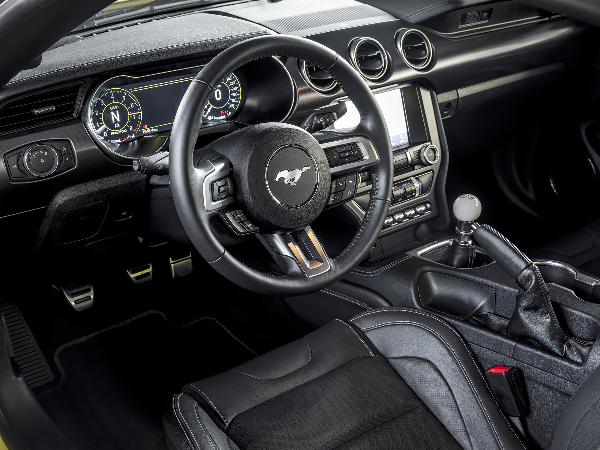 Ford zverejnil ceny Mustangu Mach 1, berte ho kým môžete