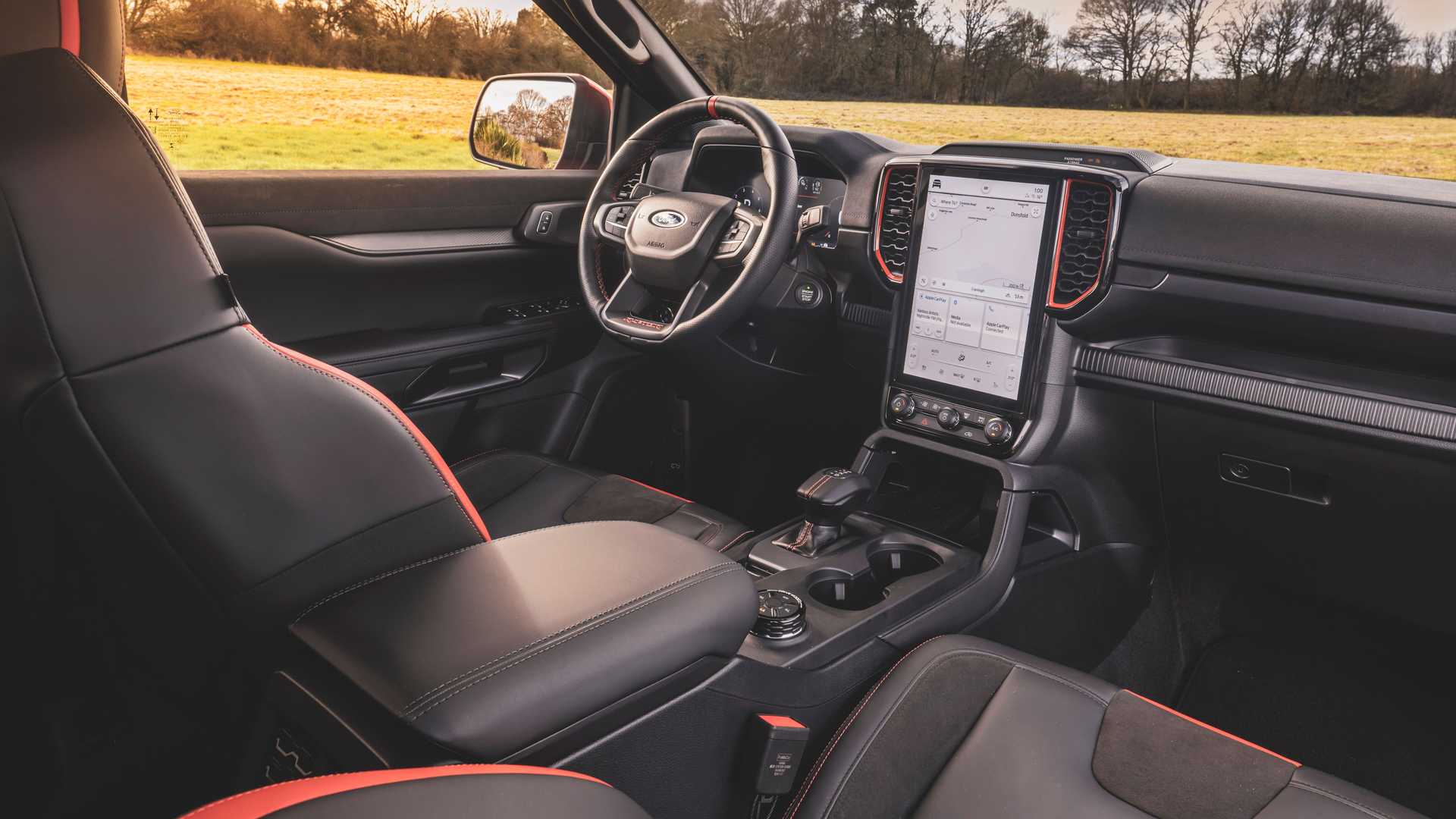 Ford Ranger Raptor: Pripravte sa, prichádza kráľ terénu