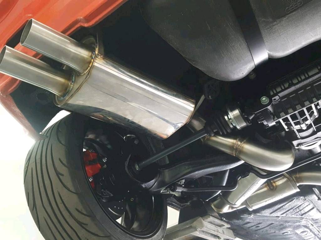 33 ročný Golf s výkonom 800 koní za cenu Octavie