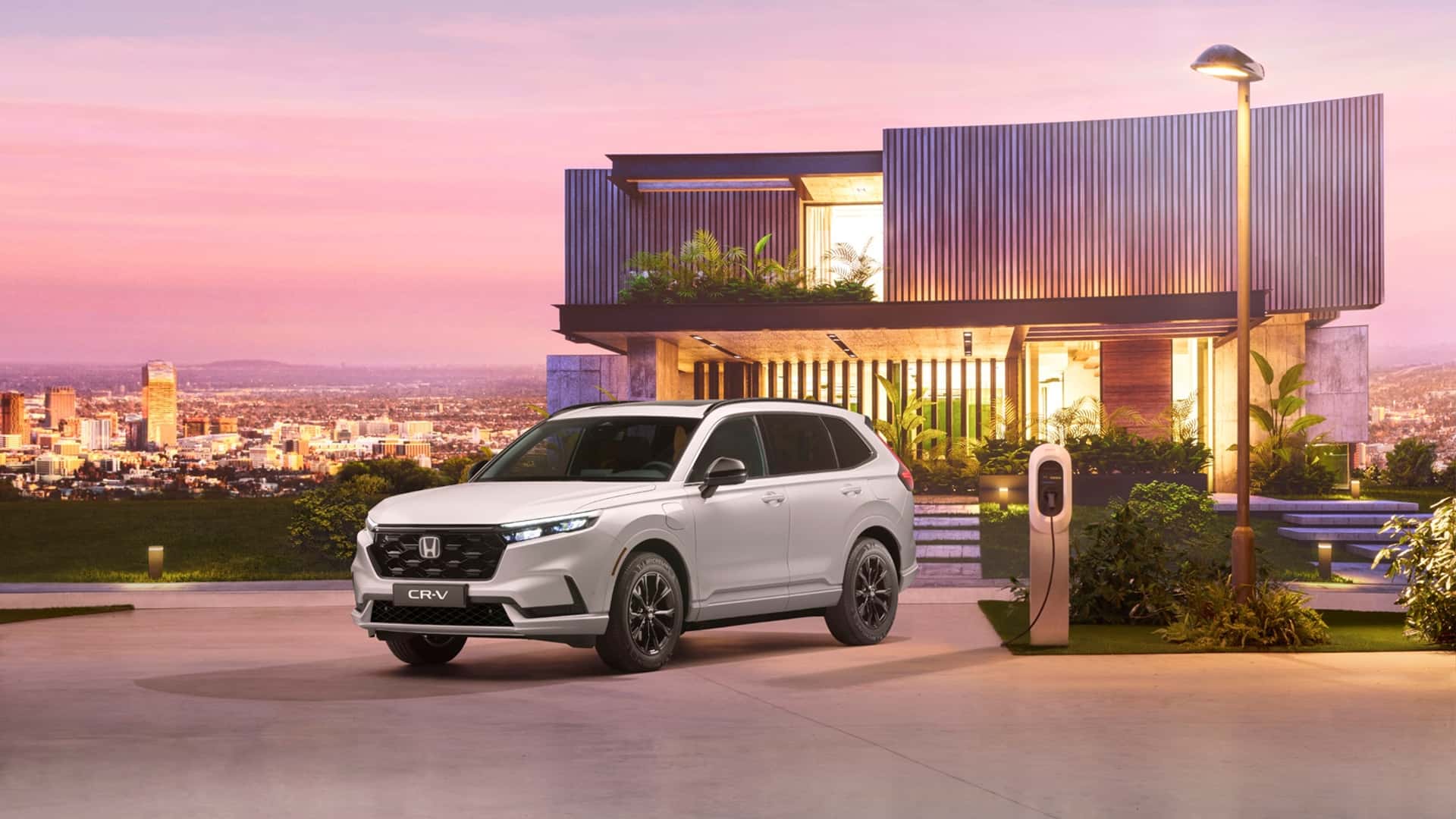 Honda nám pripravila novinky, je tu nová CR-V, ZR-V a aj e:Ny1