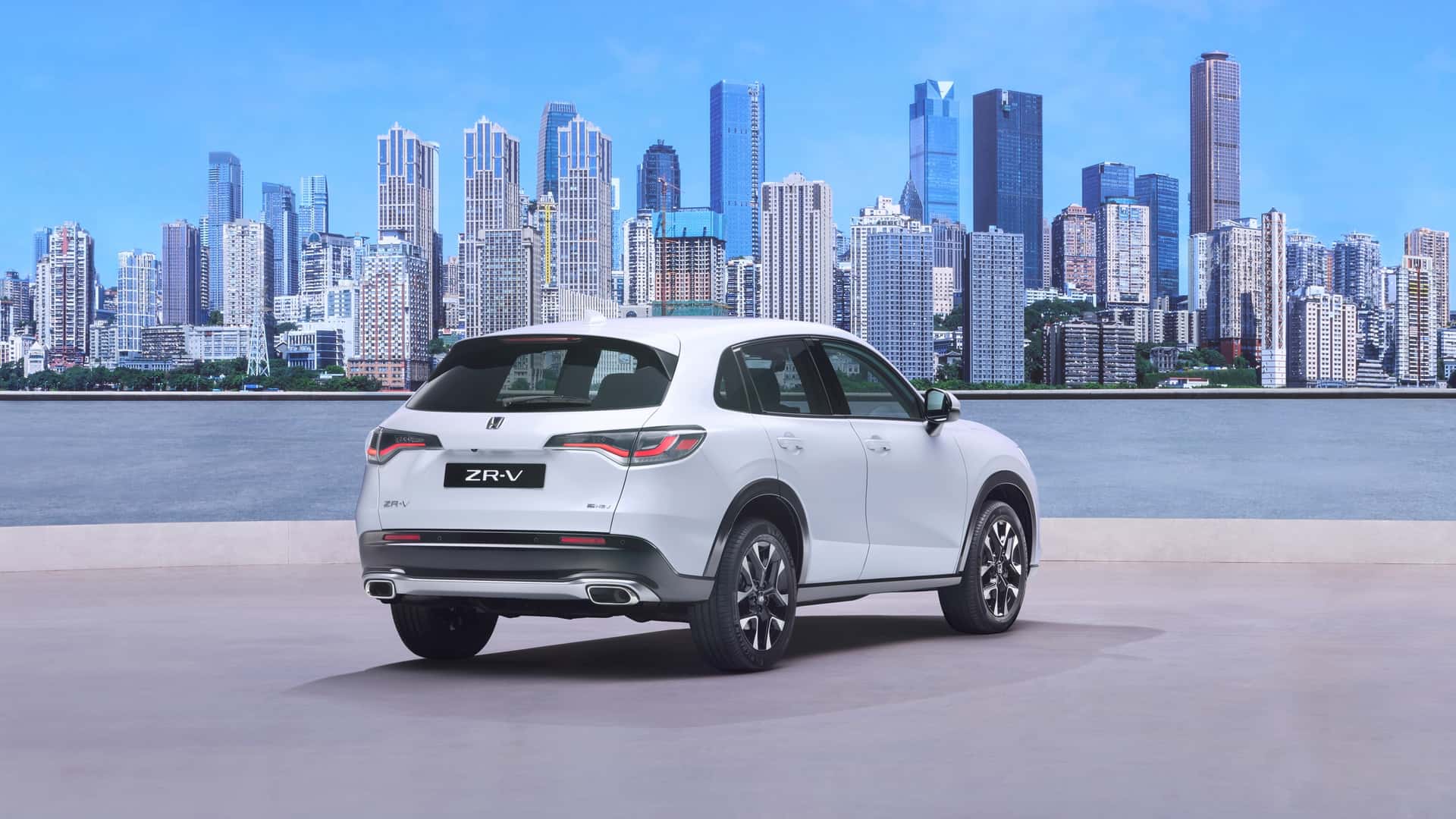 Honda nám pripravila novinky, je tu nová CR-V, ZR-V a aj e:Ny1