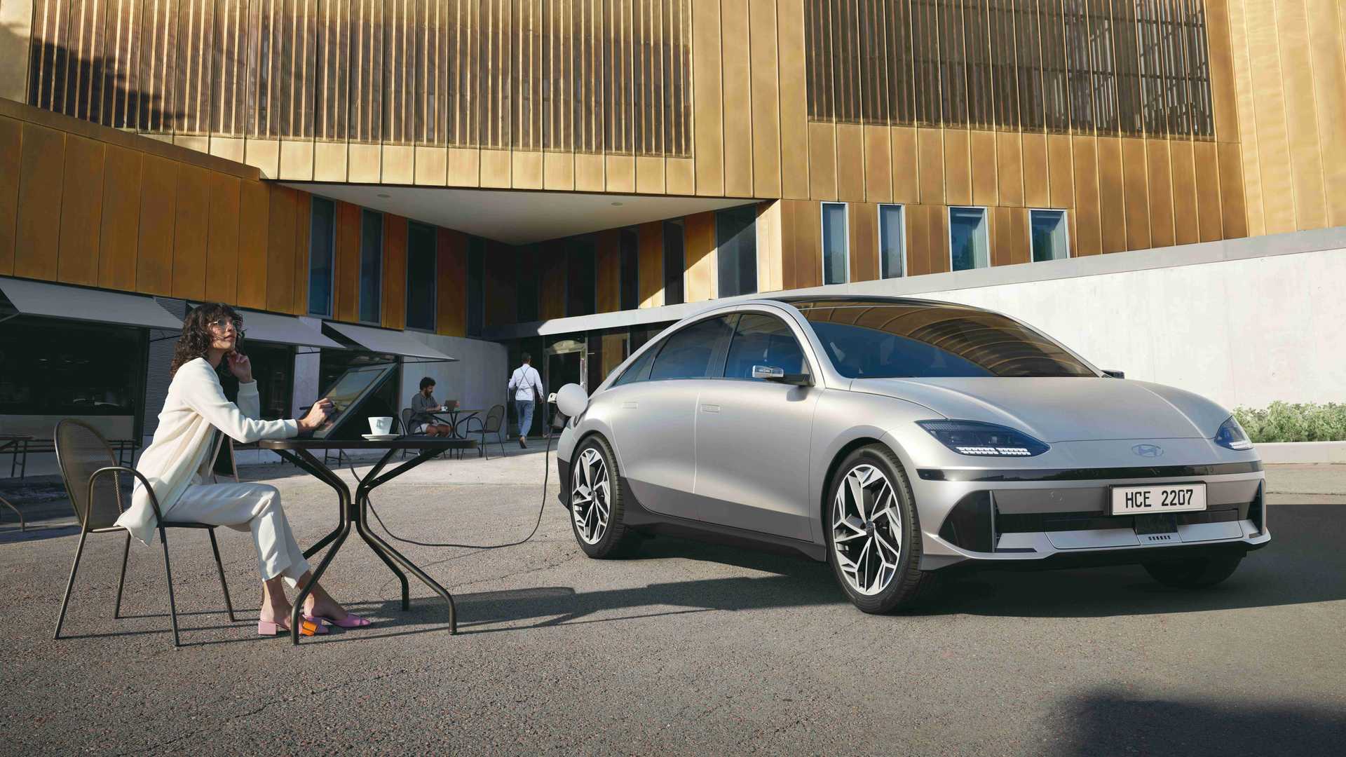 Hyundai ukázal športové elektrokoncepty, budú jazdiacimi laboratóriami