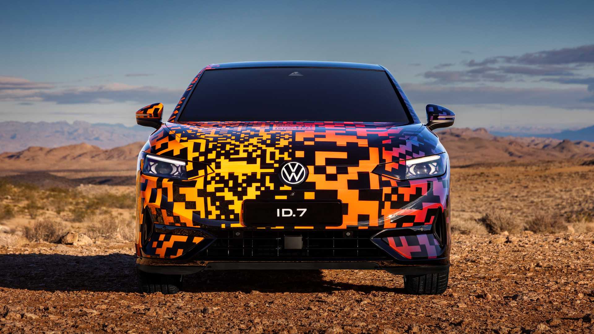 Passat na elektriku? Volkswagen ID.7 ukazuje krivky