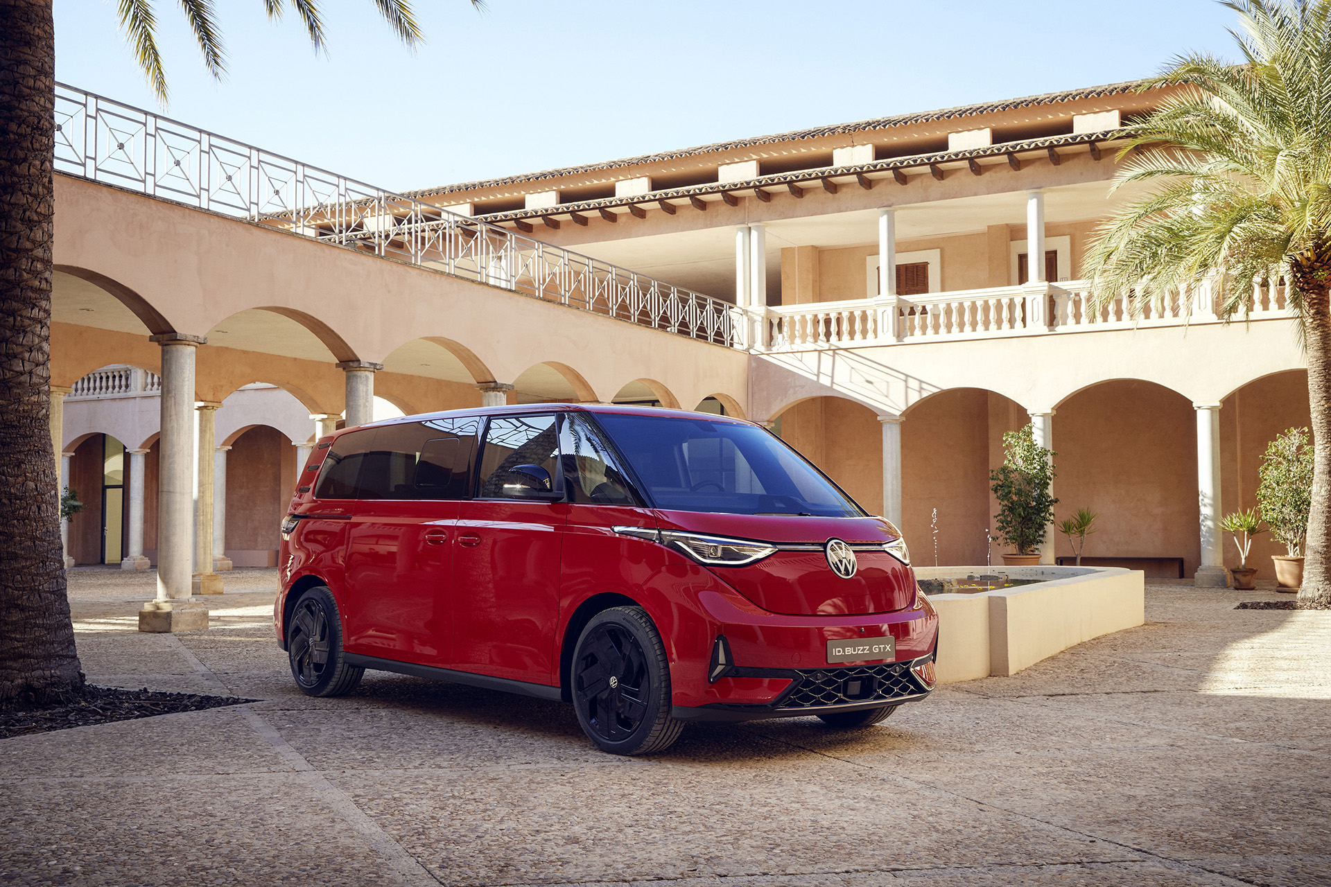 Aj Volkswagen ID.Buzz dostane svoju verziu GTX, bude mať 2 veľkosti