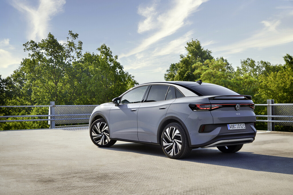 Volkswagen ID.4 a ID.5 idú vpred, dostali dôležité vylepšenia