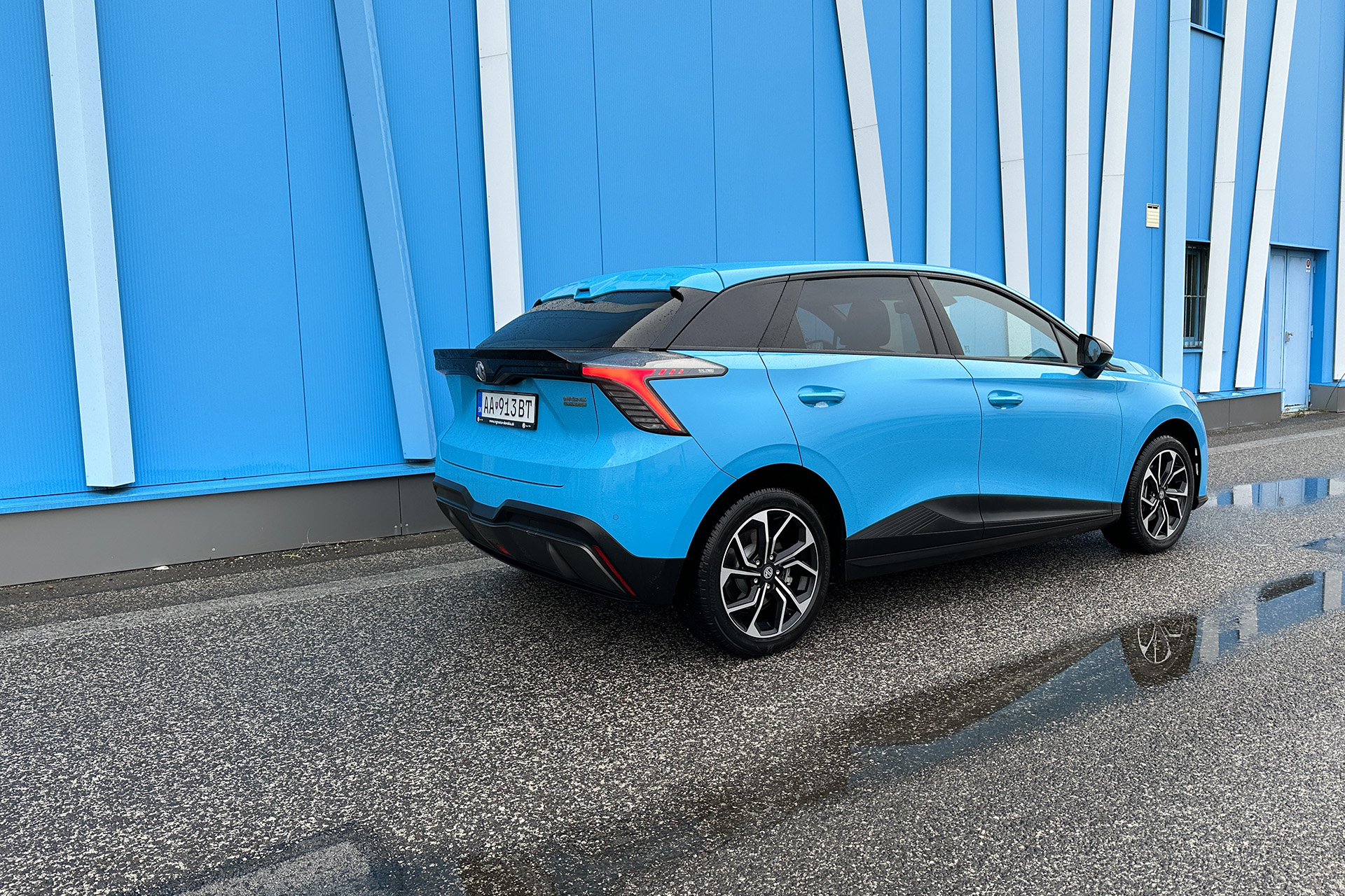 MG4: Čo na elektromobily hovorí zima?