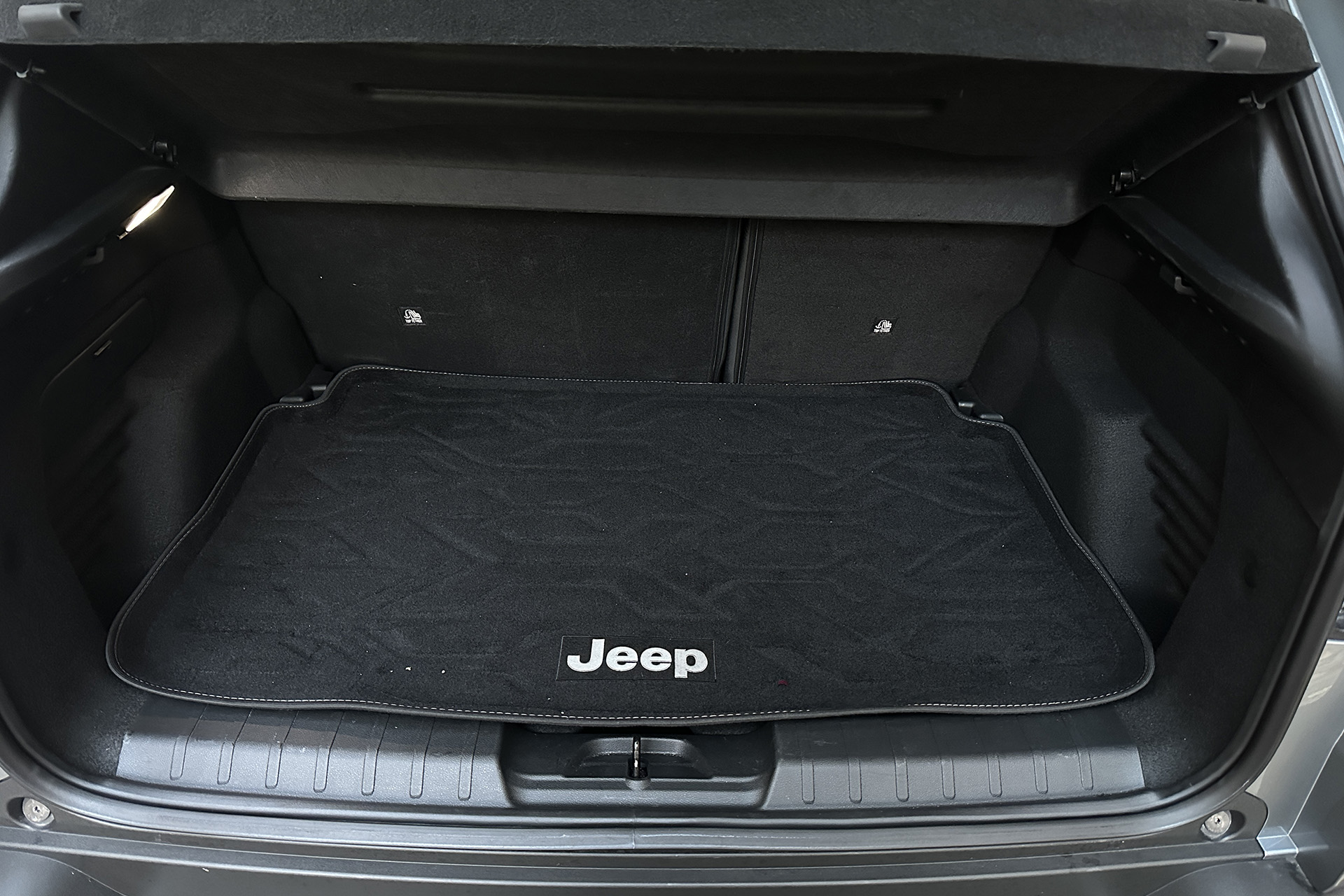 Jeep Avenger EV: Nové komponenty pomáhajú elektroplatforme Stellantisu