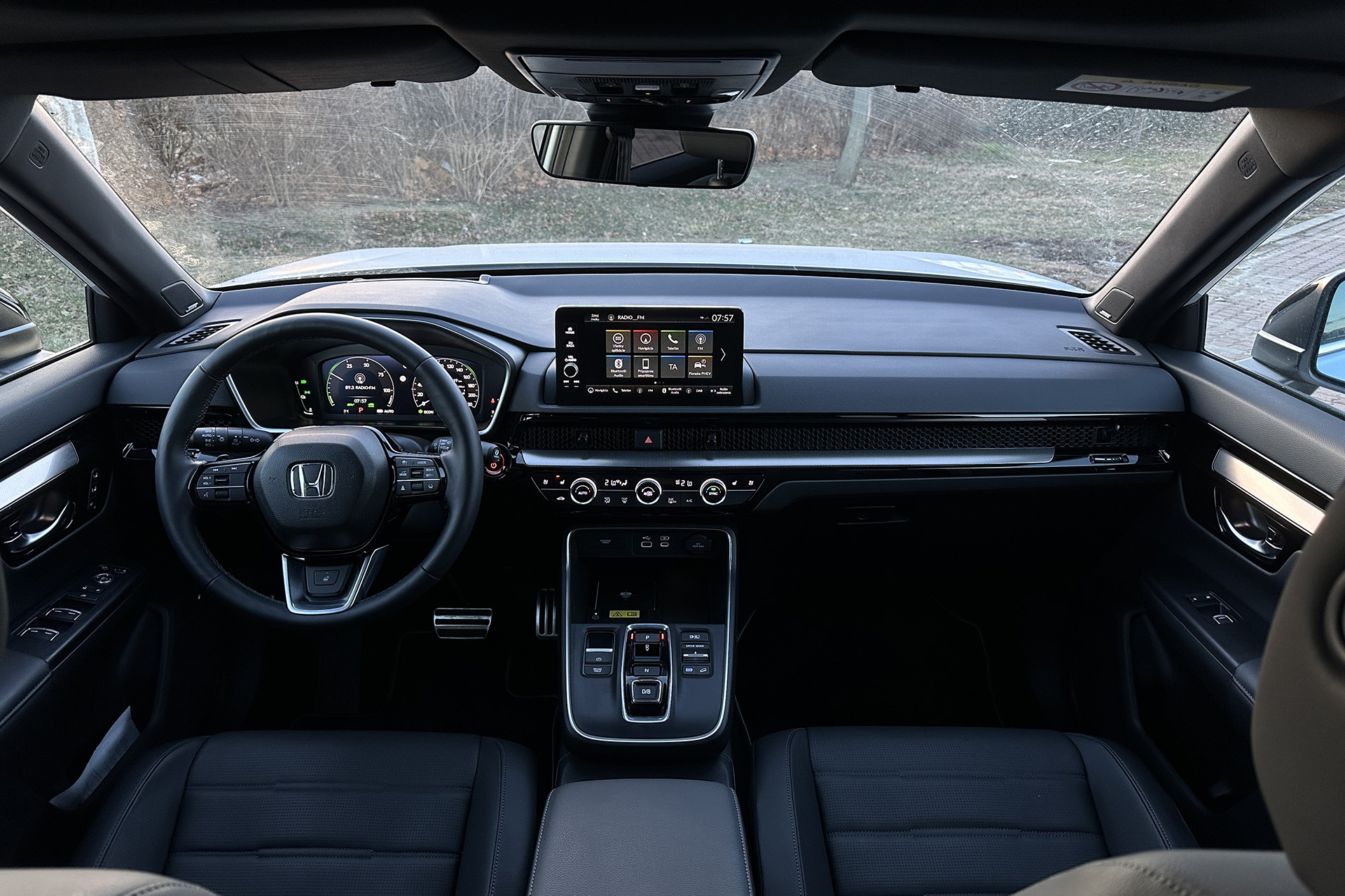 Toto je prvý plug-in hybrid Honda CR-V, aký je v realite?