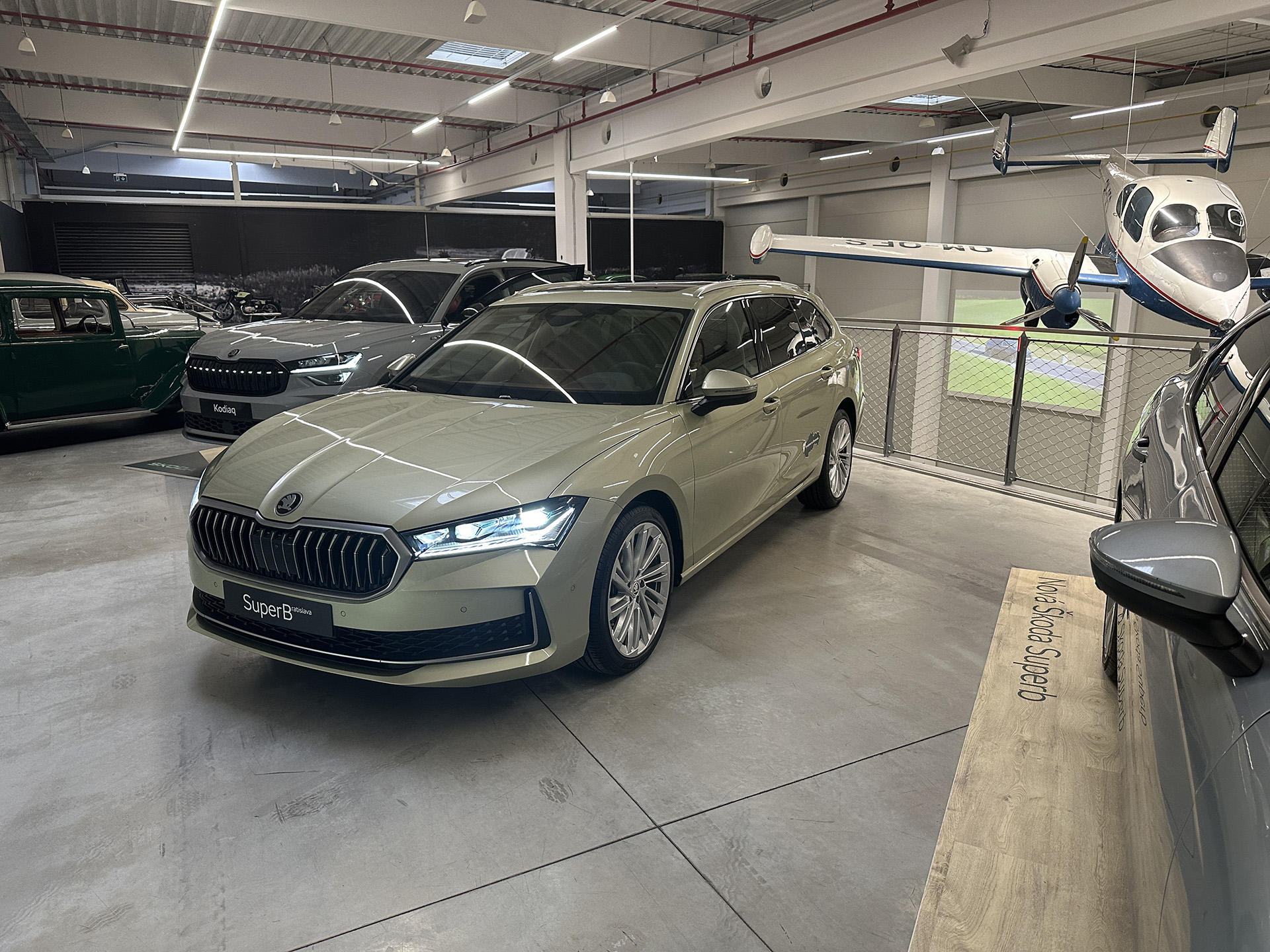 Nová Škoda Superb je na Slovensku, bude stáť od 38 840 eur, zatiaľ