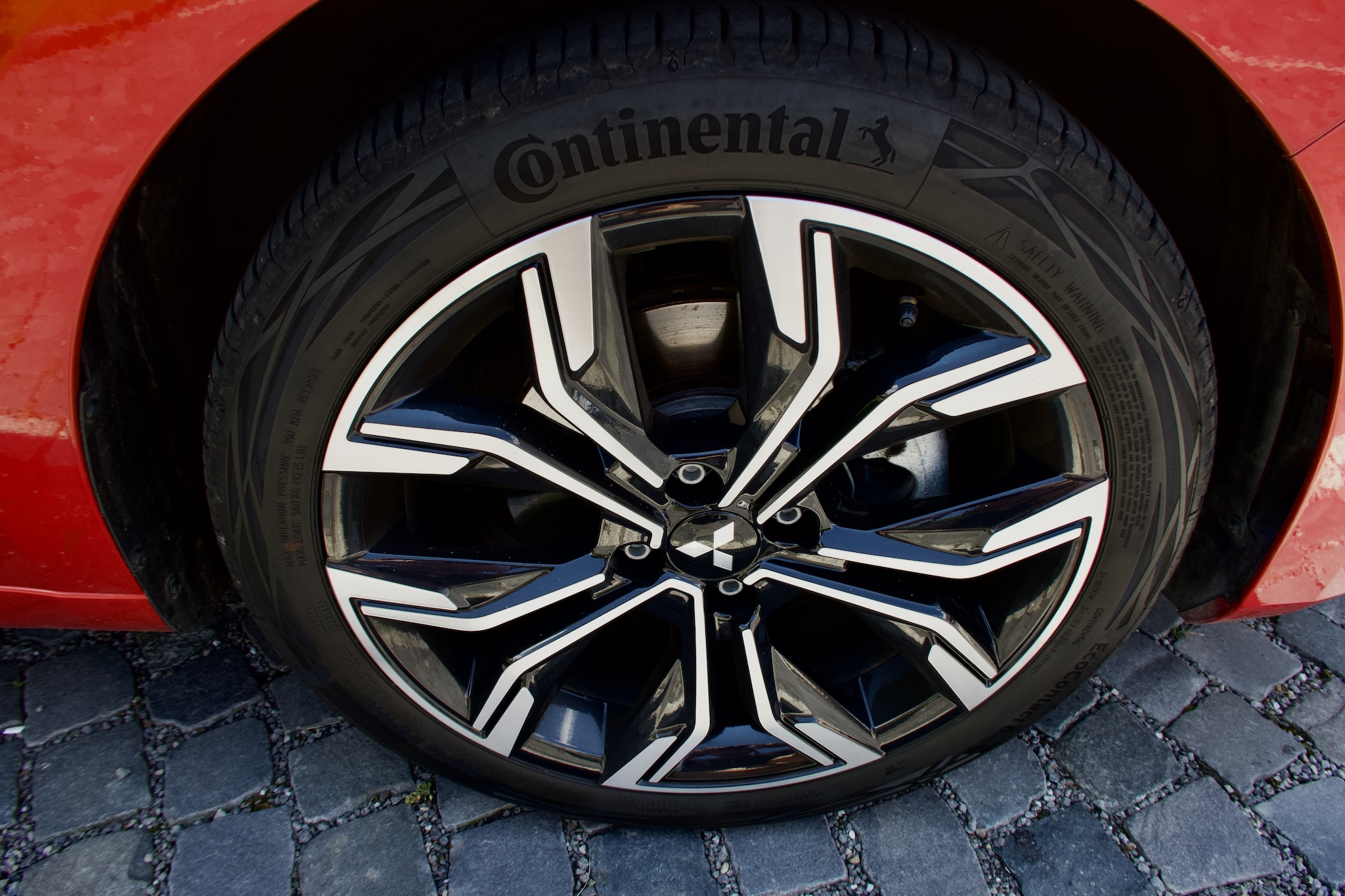 Mitsubishi Colt hybrid: Zo spolupráce vydoloval diamant