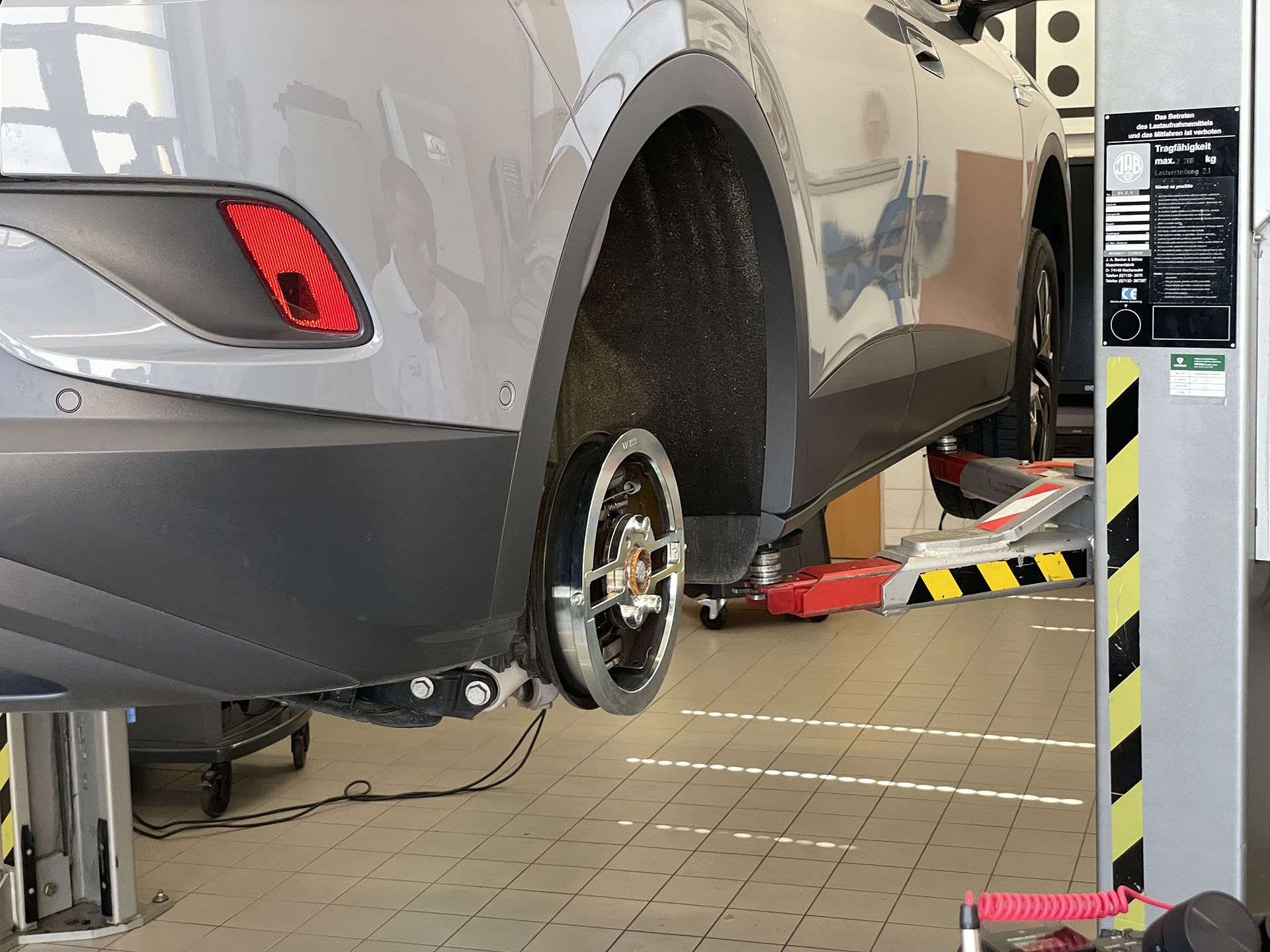 Pozreli sme si ako prebieha servisná prehliadka vozidiel Volkswagen