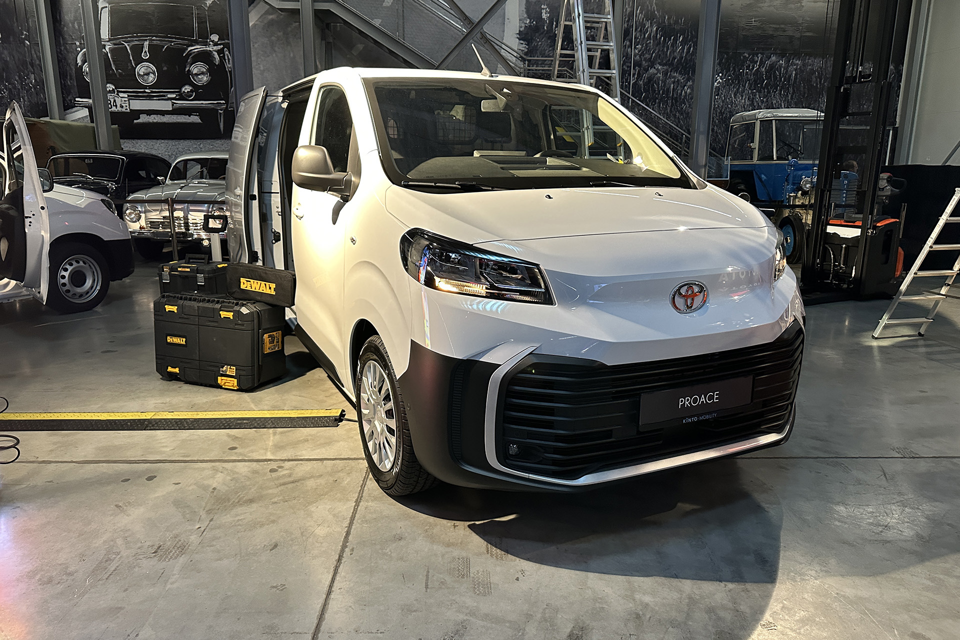 Toyota rozšírila úžitkovú rodinu o ProAce Max. Poznáte všetky úžitkové Toyoty?