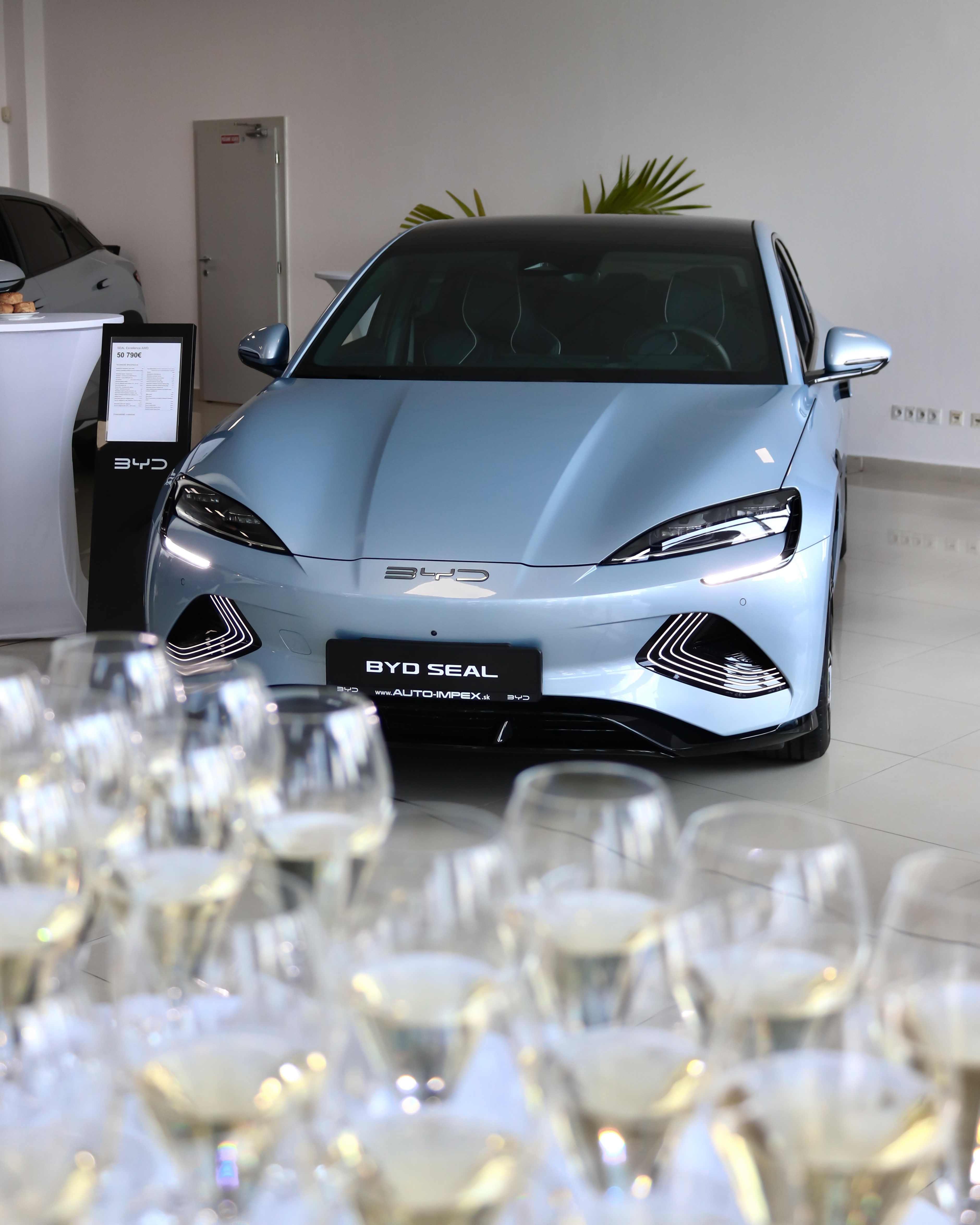 Auto-Impex. Otvorenie nového showromu BYD v Trnave