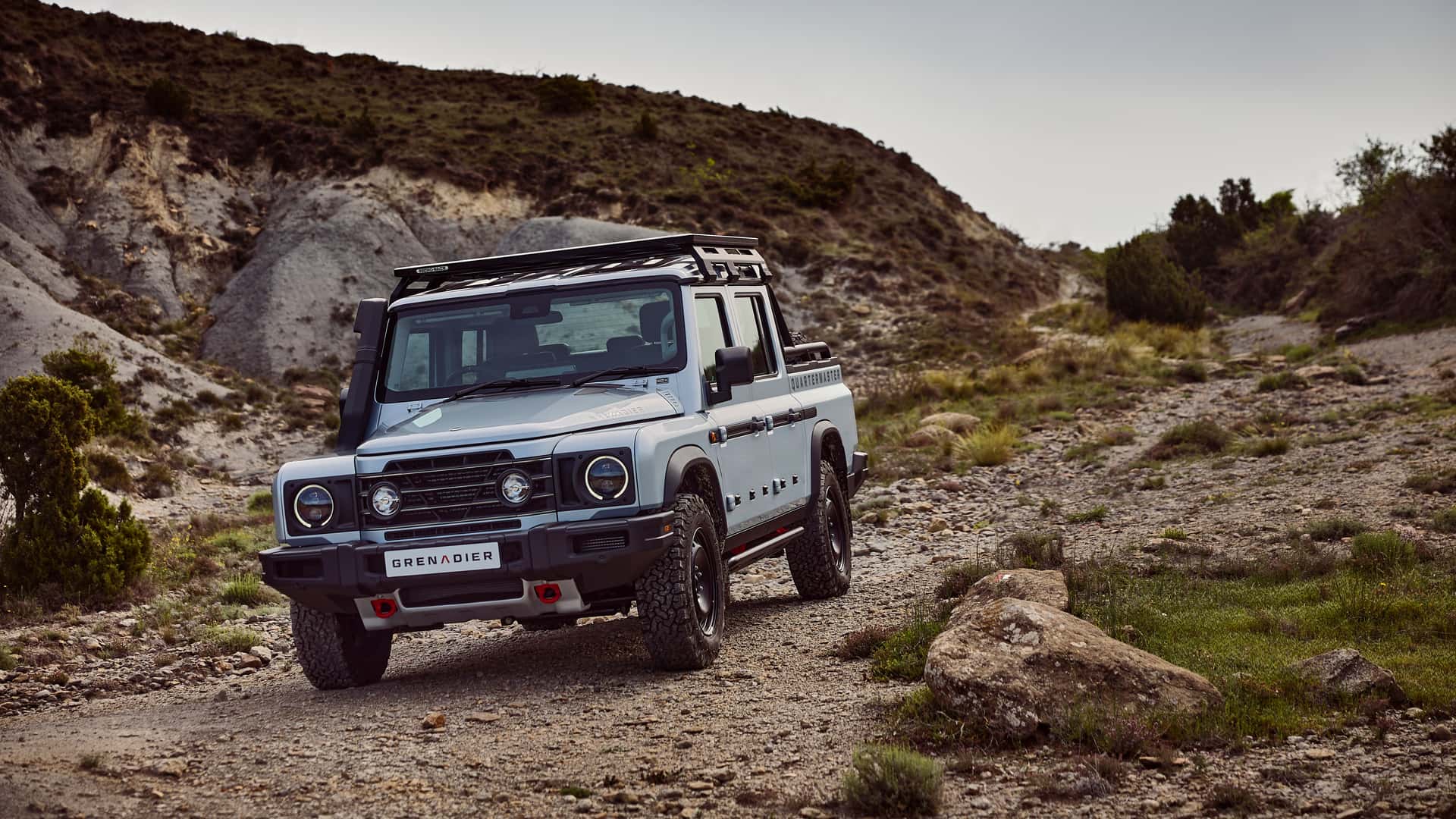 Ineos Grenadier predstavil verziu pick-up s názvom Quartermaster