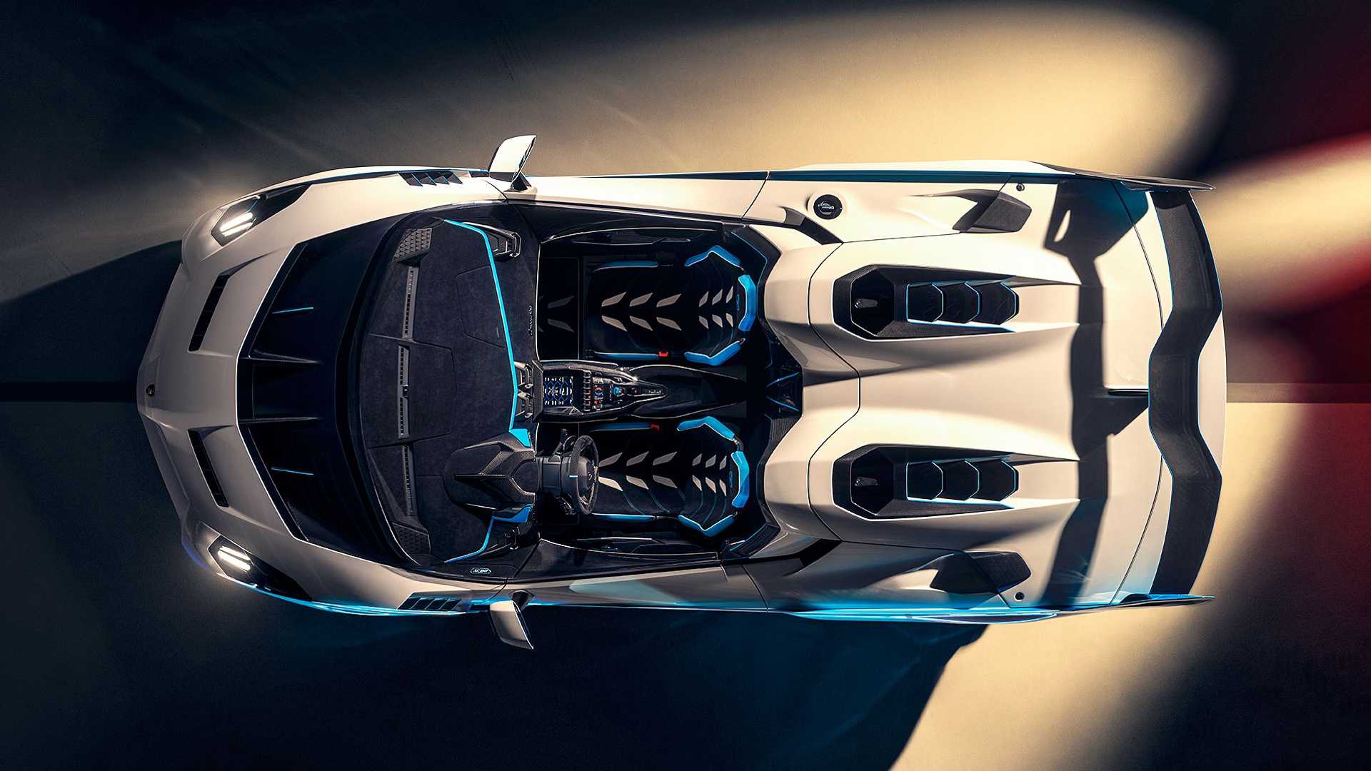 Lamborghini postavilo auto bez čelného skla na normálne cesty