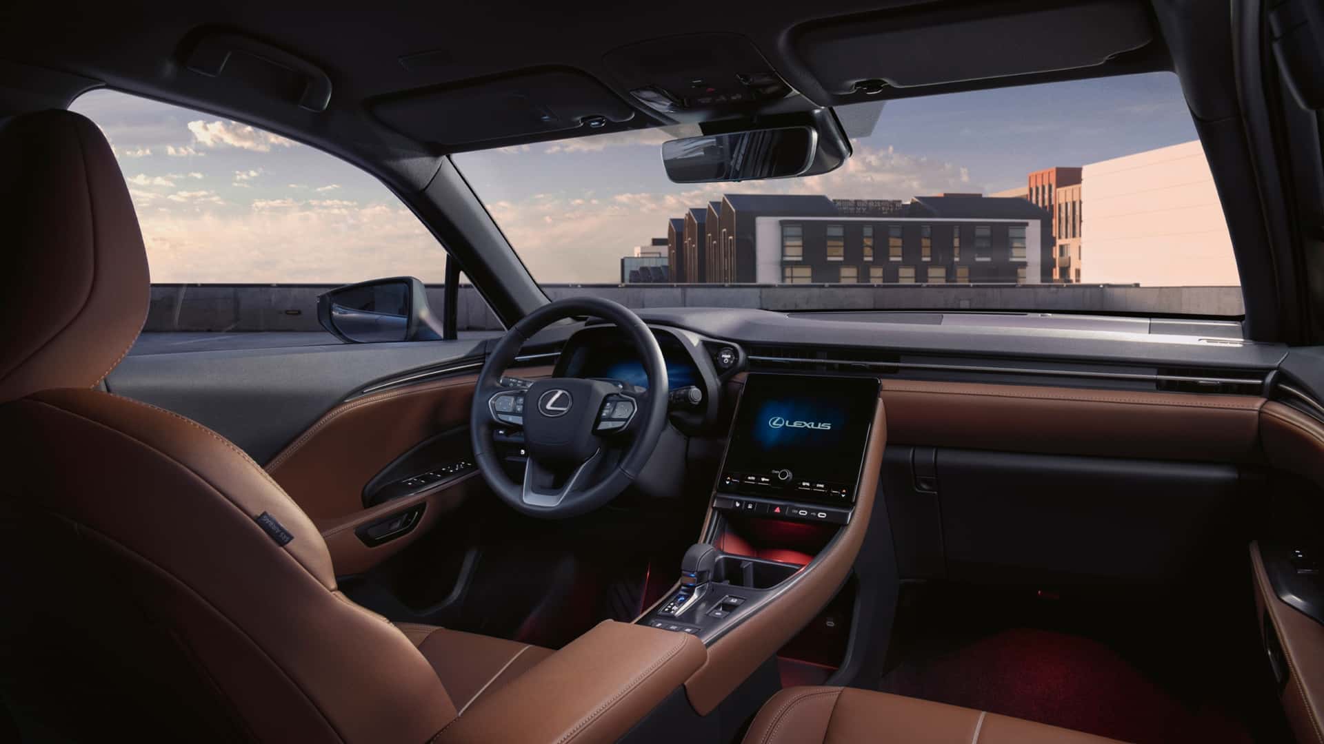 Lexus LBX chce zobrať prémiové crossovery útokom