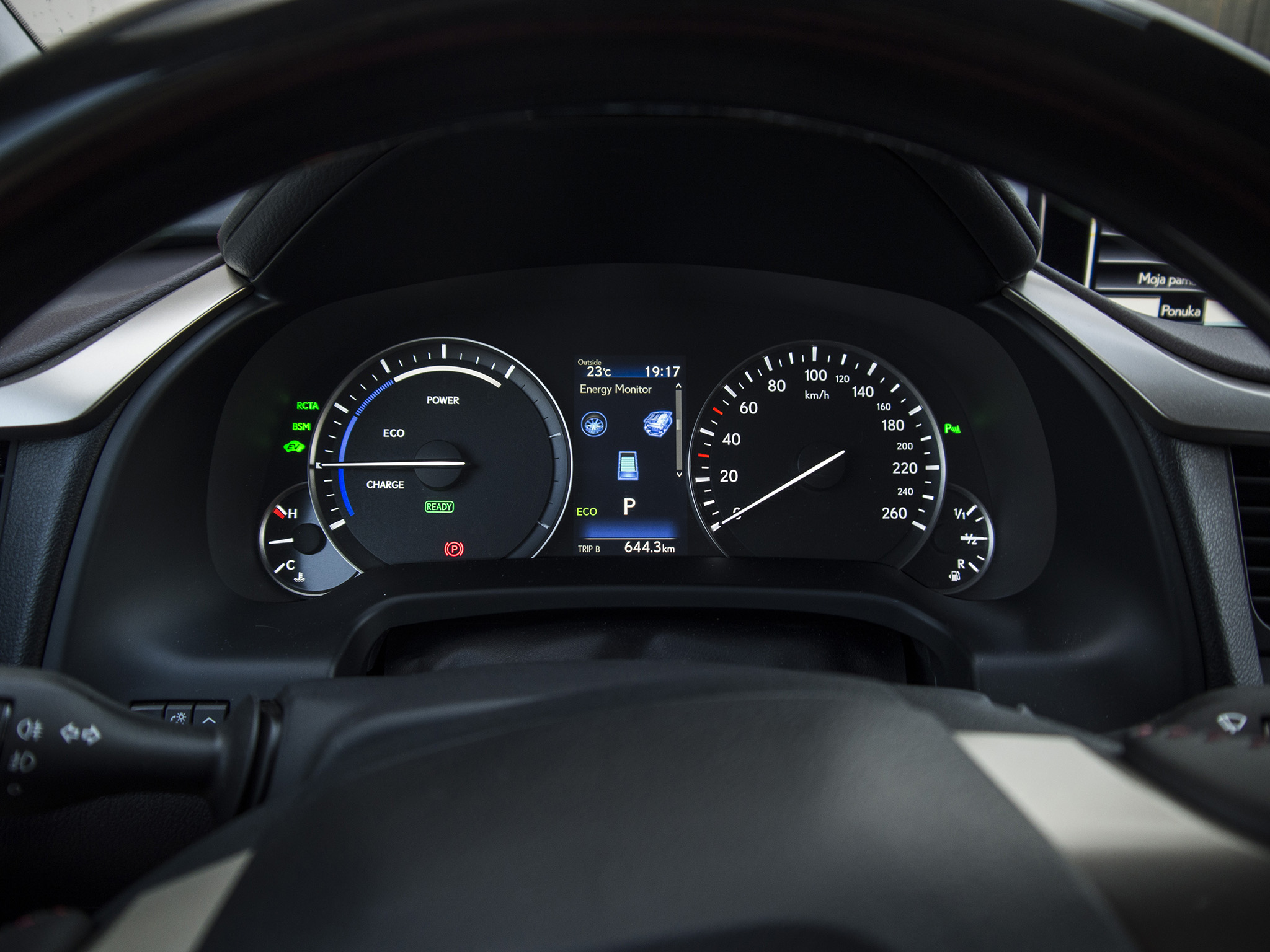 Lexus RX (AGL20): Aký je a na čo si dať pozor pri kúpe