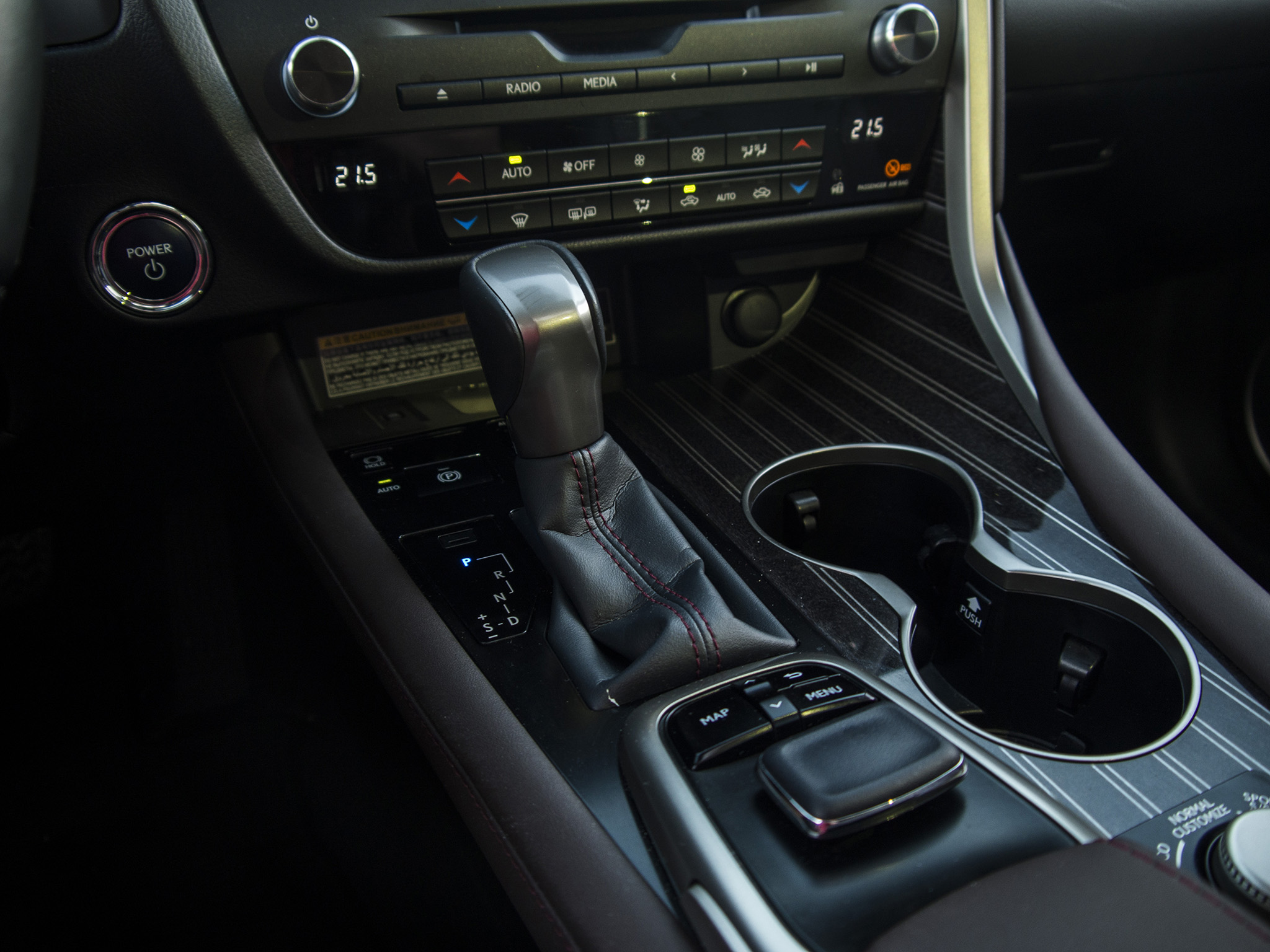 Lexus RX (AGL20): Aký je a na čo si dať pozor pri kúpe