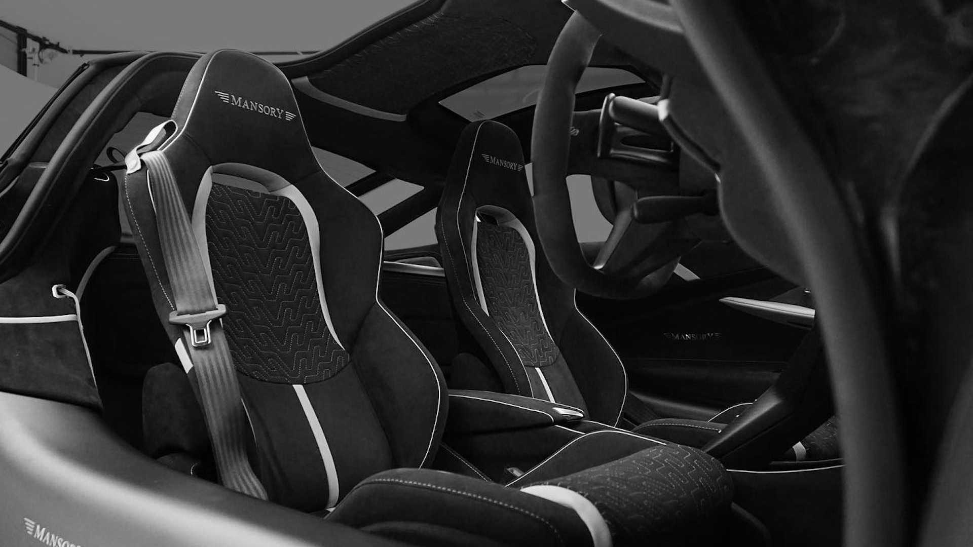 V Mansory sa pustili do McLarenu 720S. Ako to dopadlo?