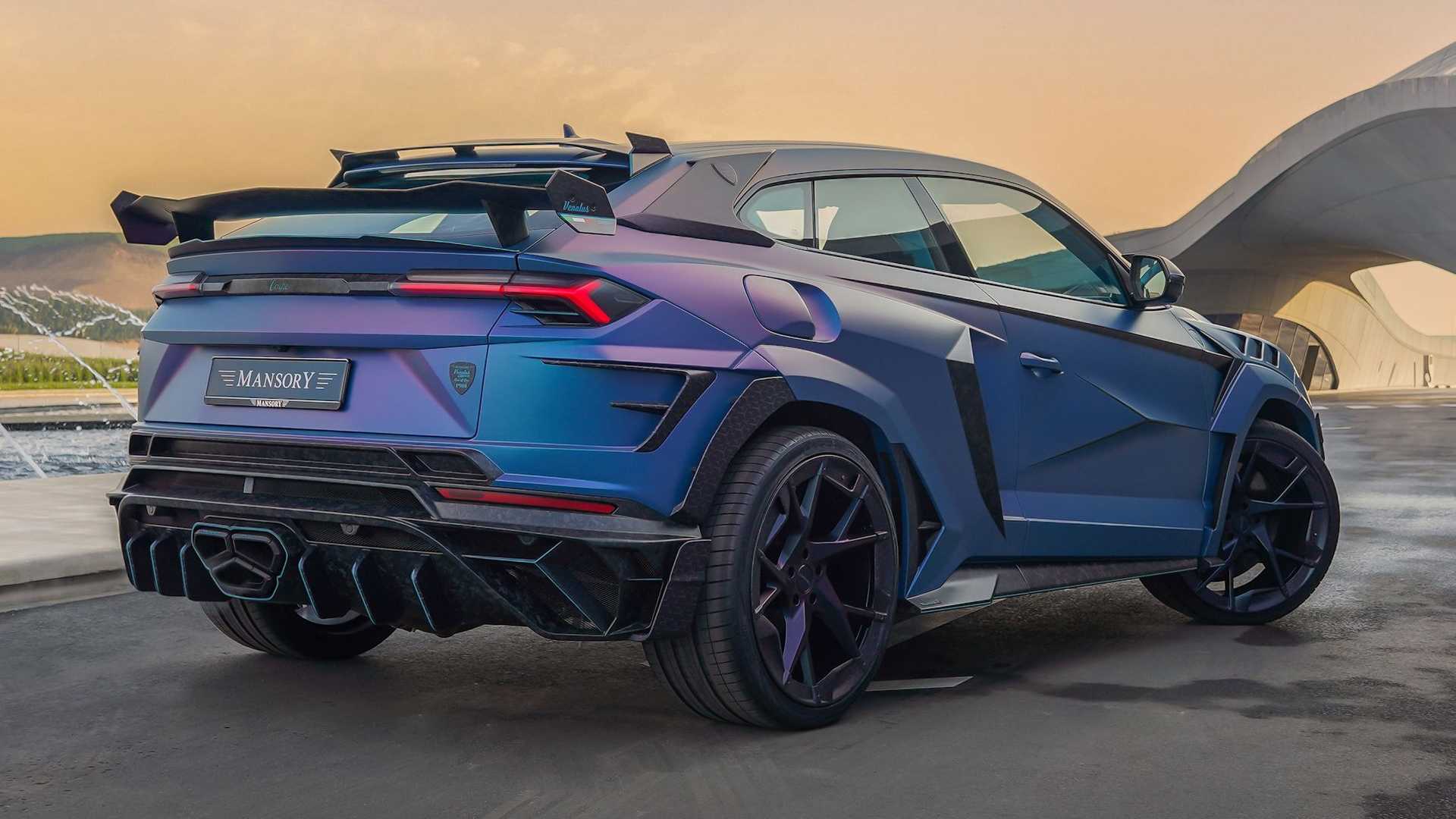Chcete trojdverové Lamborghini Urus? Mansory má presne také