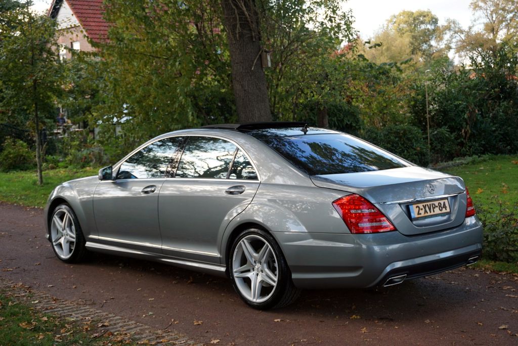 Luxusný Mercedes s výkonom 320 koní lacnejší ako Octavia!