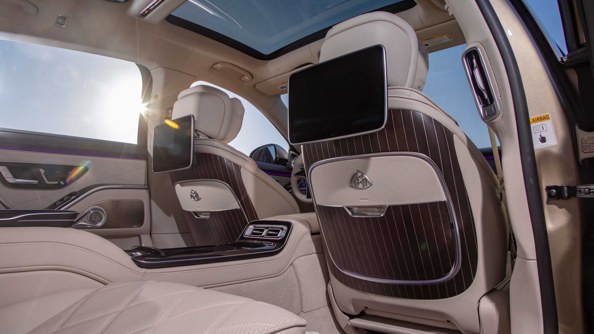 Mercedes-Maybach triedy S posúva luxus do extrémov