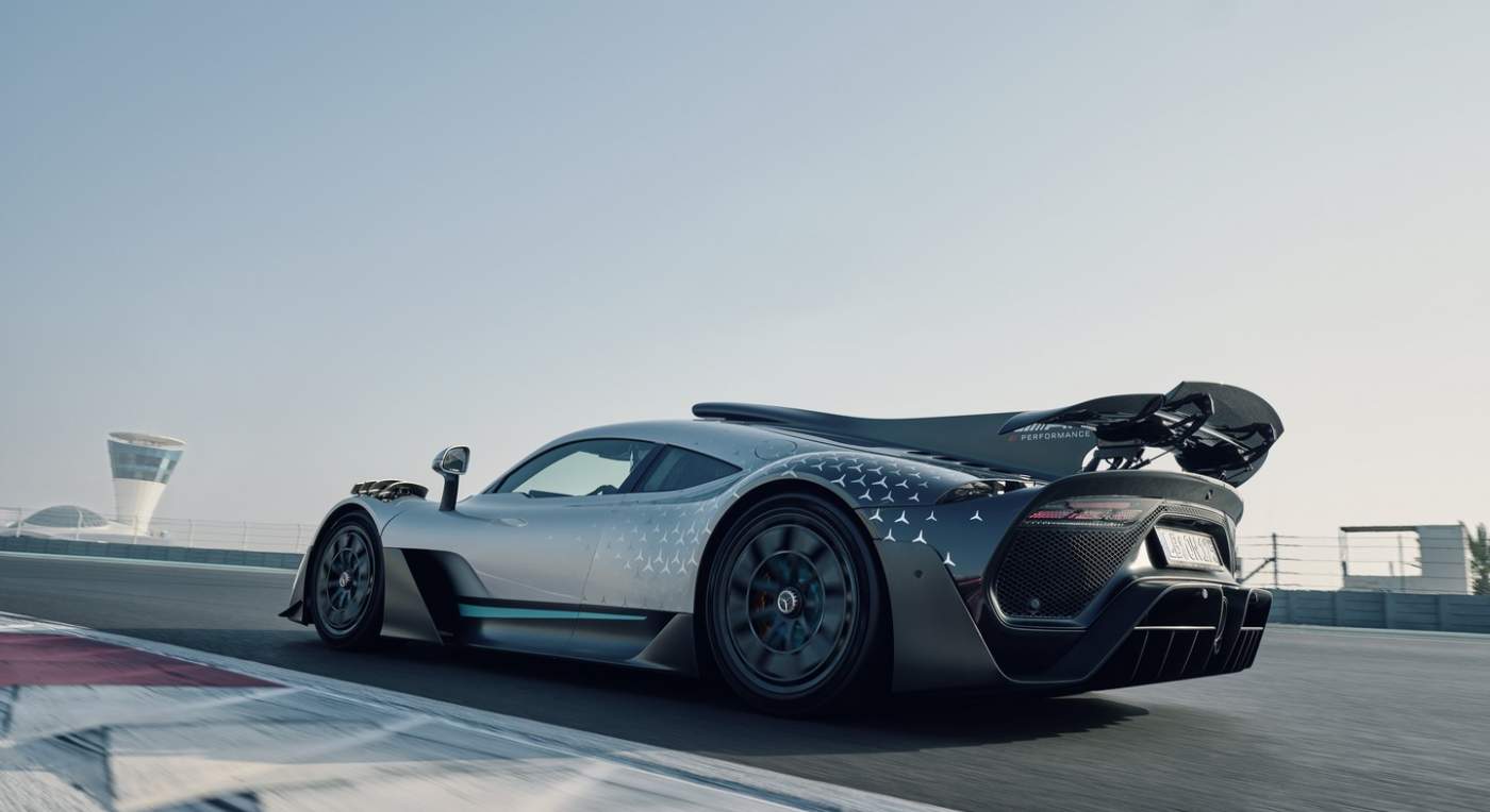 Luxusné auto? Už po nájazde 200 000 kilometrov náklady na údržbu prekonajú maloobchodnú cenu vozidla! Náklady na servis Mercedesu-AMG One môžu presiahnuť sumu neuveriteľných 850 000 eur!